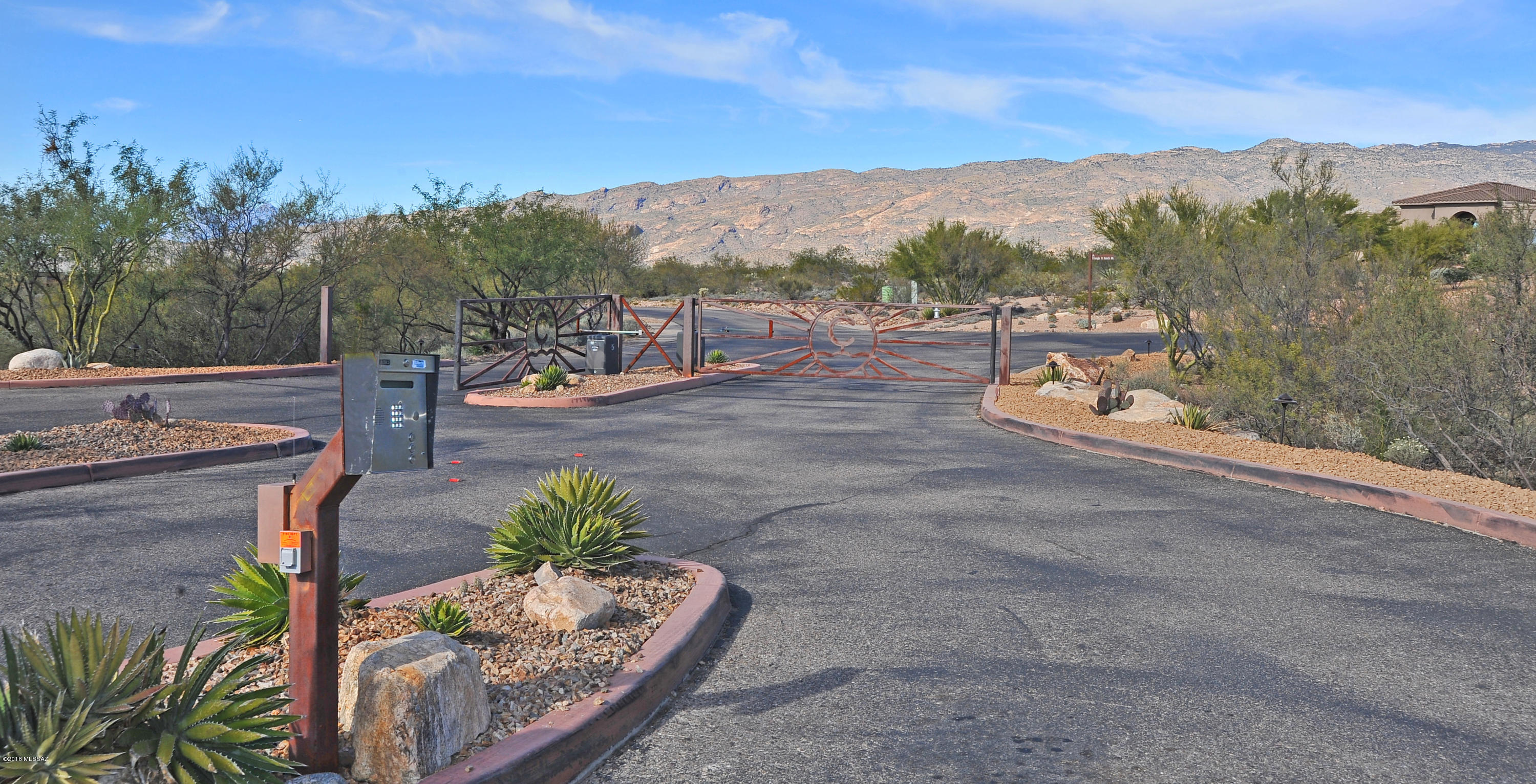 Coyote Creek (1-395) - Residential