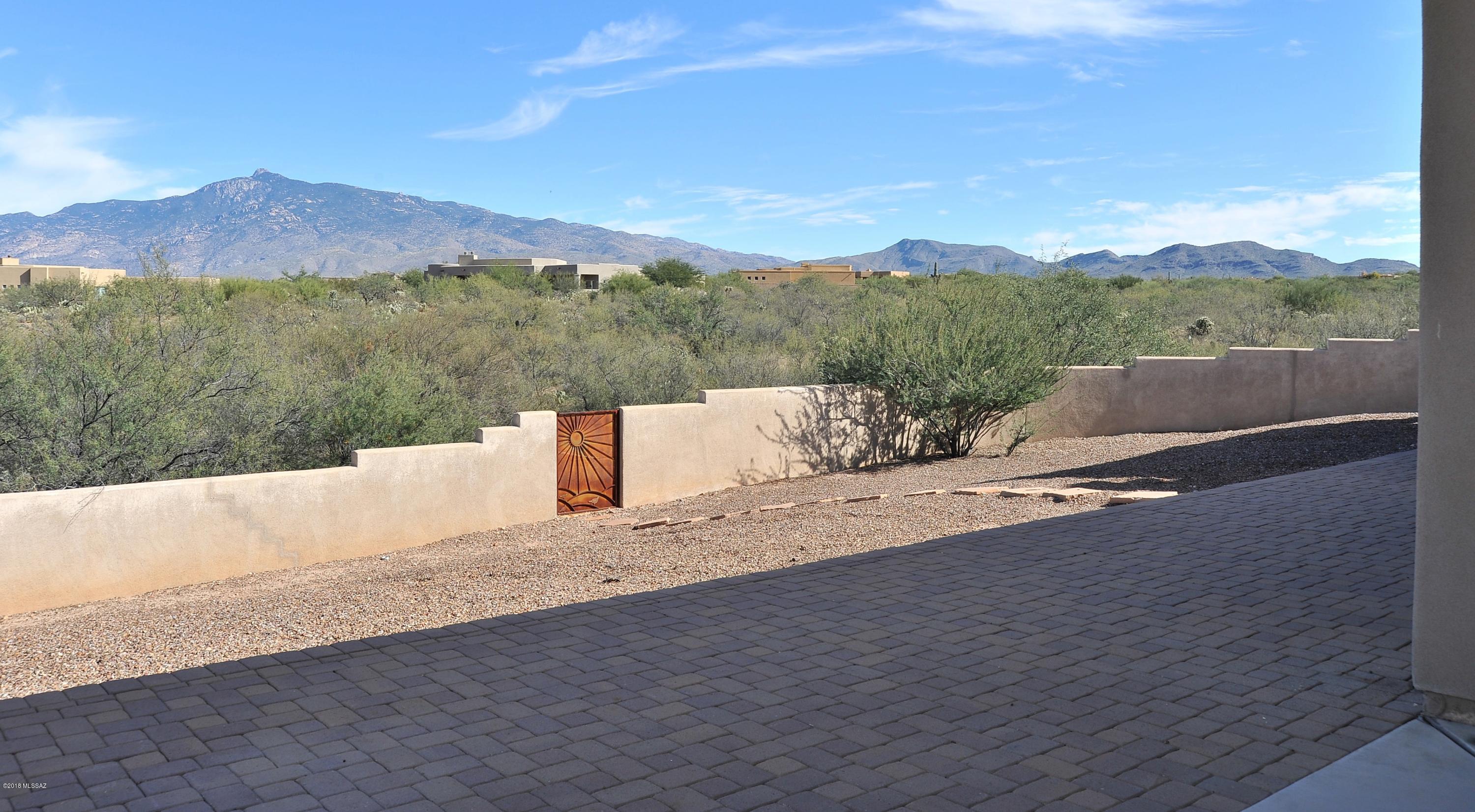 Coyote Creek (1-395) - Residential