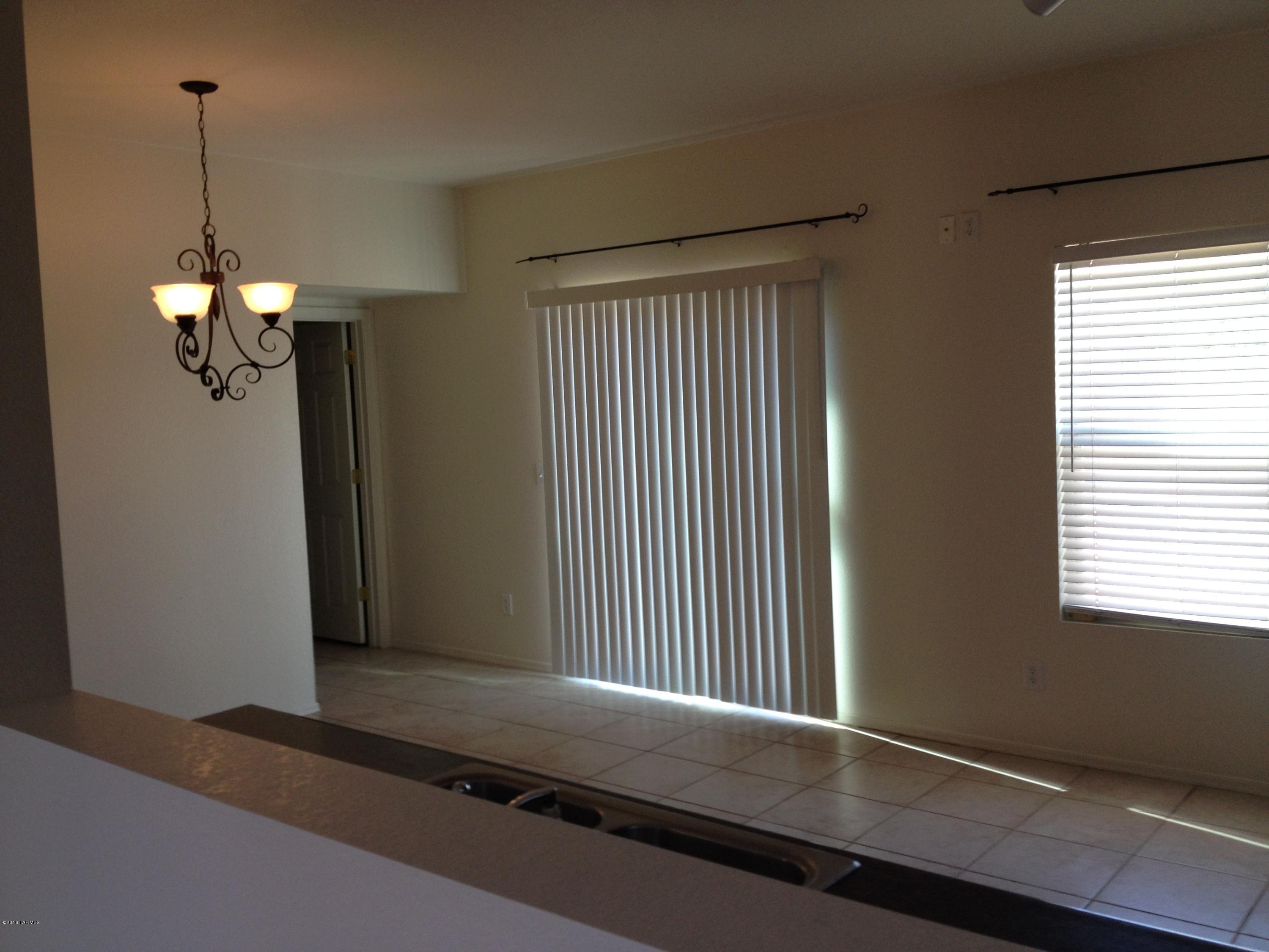 Riverhaven (1-373) - Residential Lease