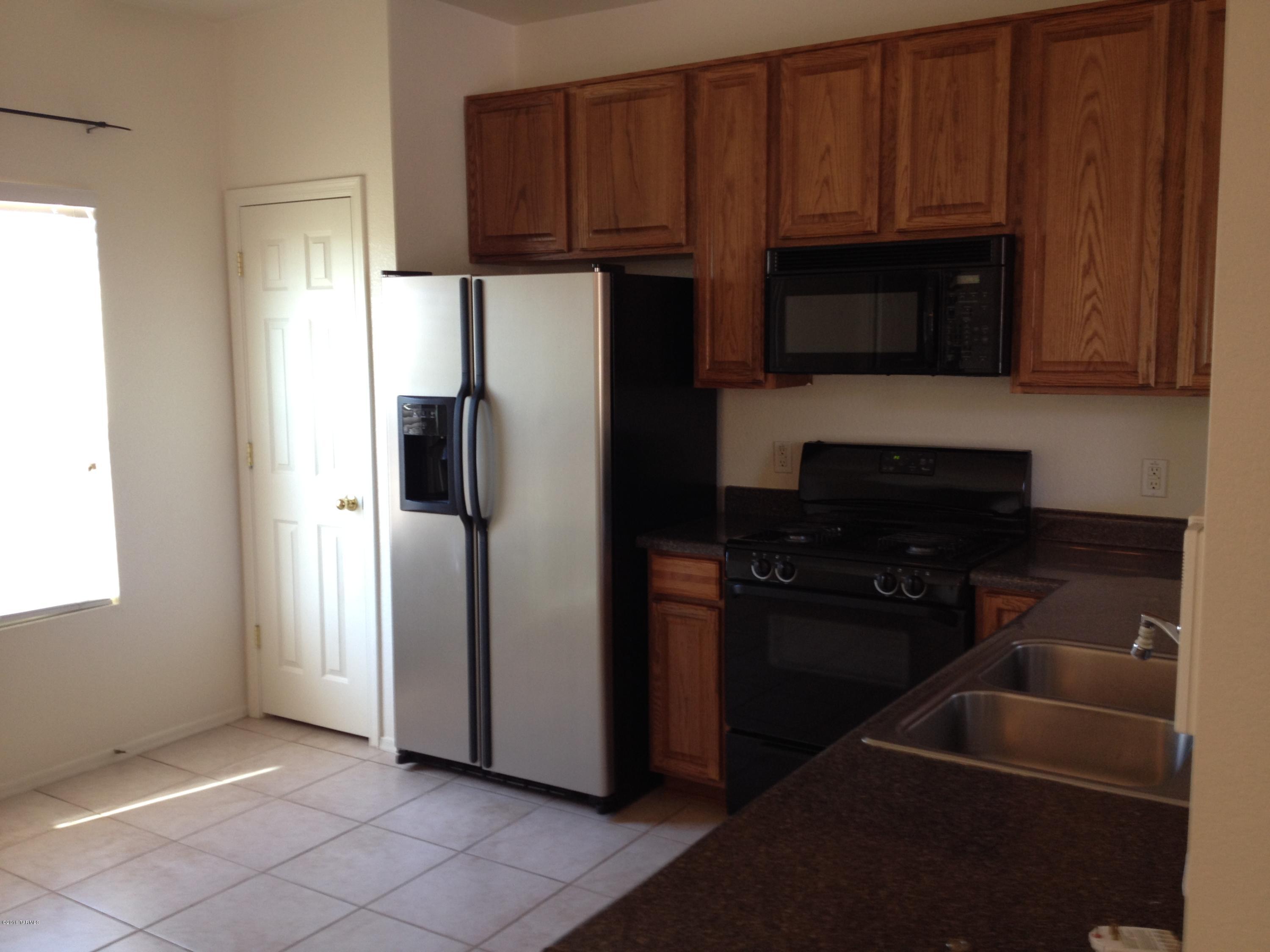 Riverhaven (1-373) - Residential Lease