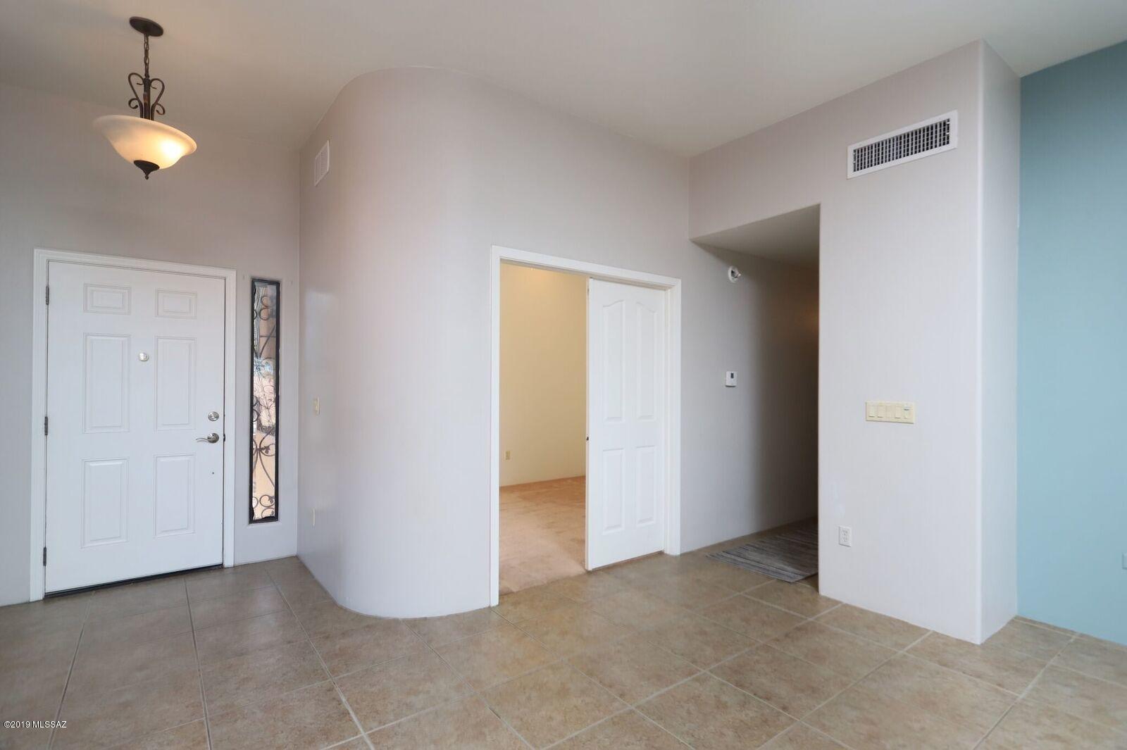 Paseo Estrella (1-104) - Residential