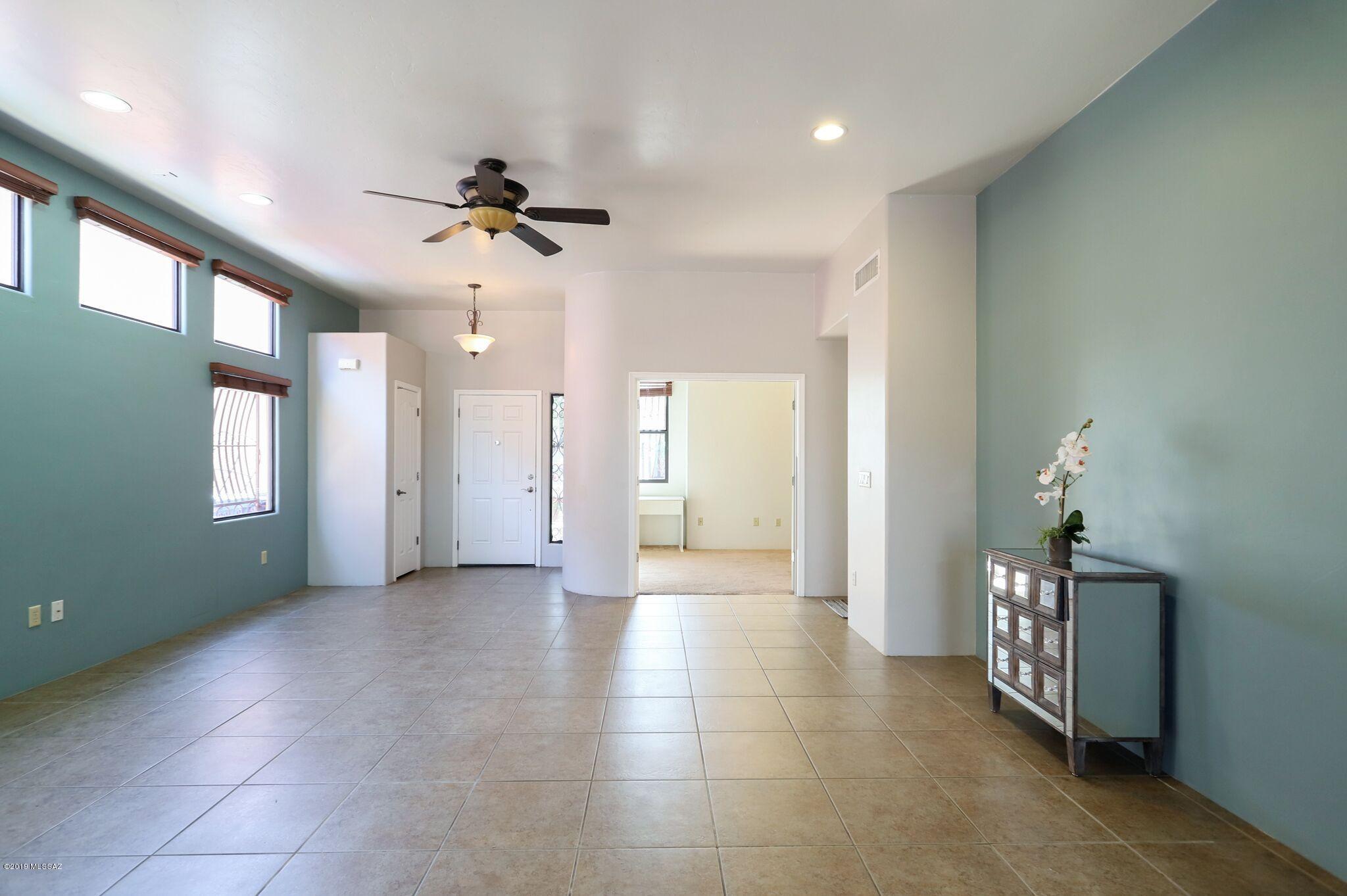 Paseo Estrella (1-104) - Residential