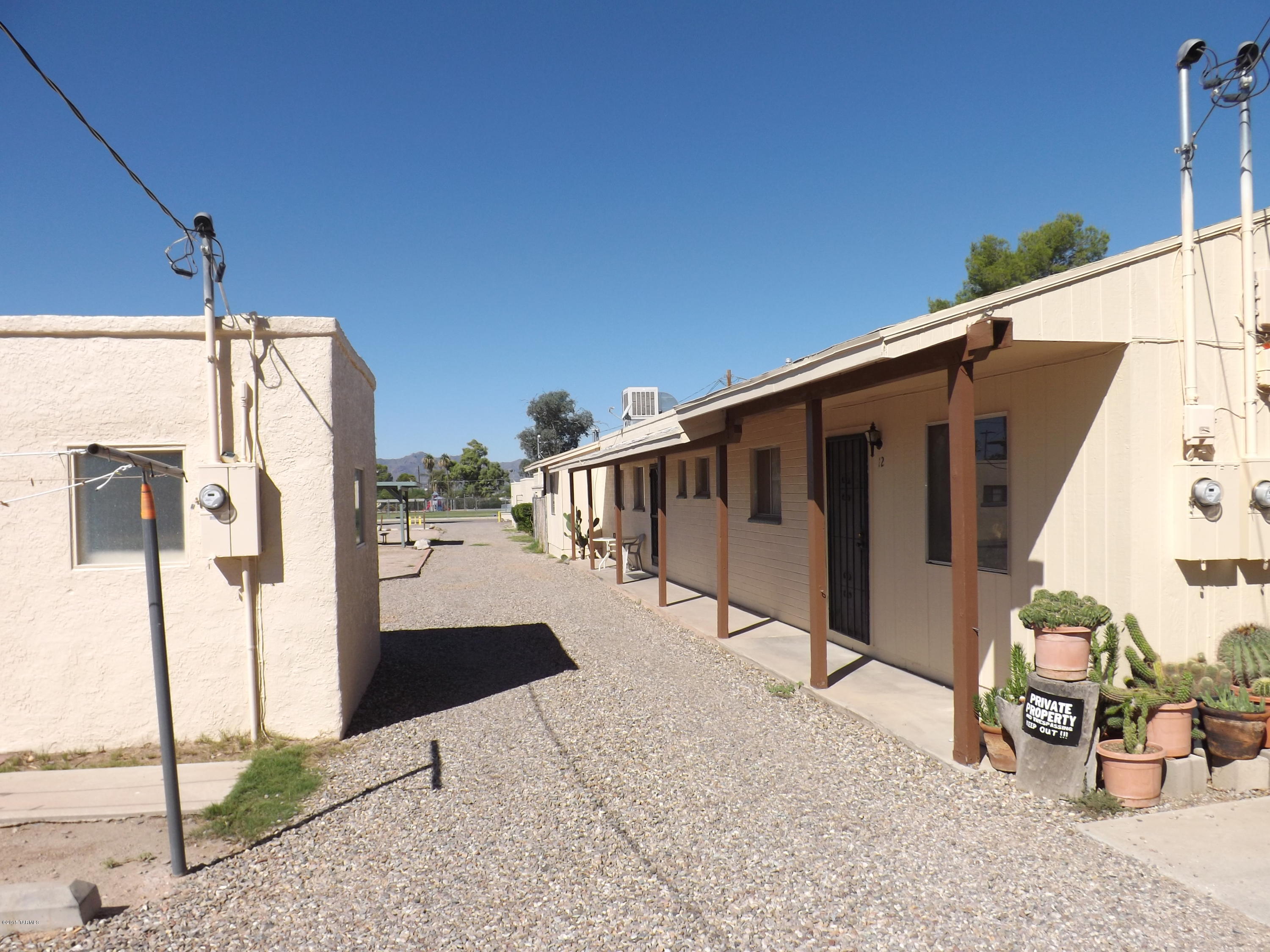 Miracle Mile Manor - Residential Income