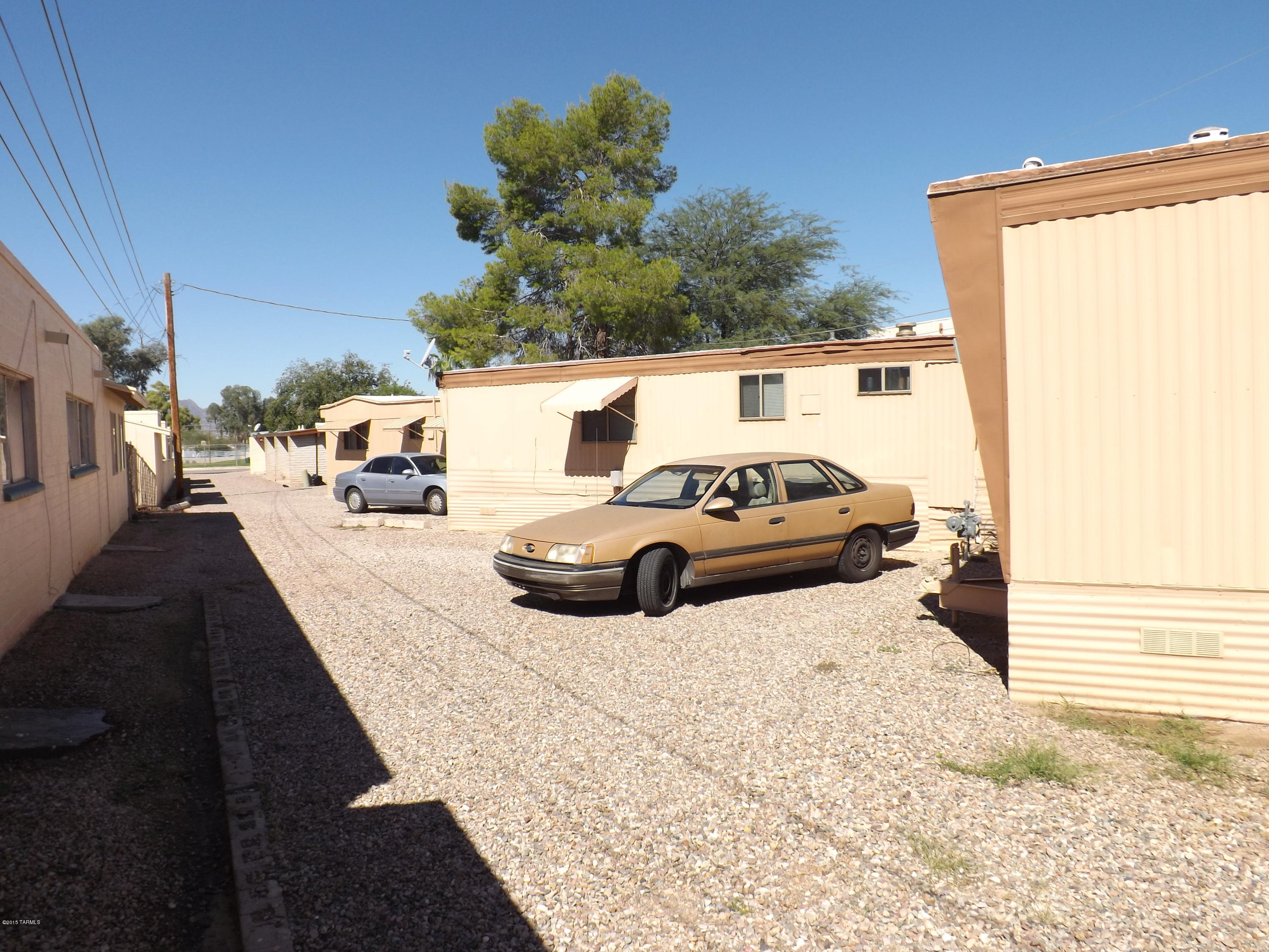 Miracle Mile Manor - Residential Income