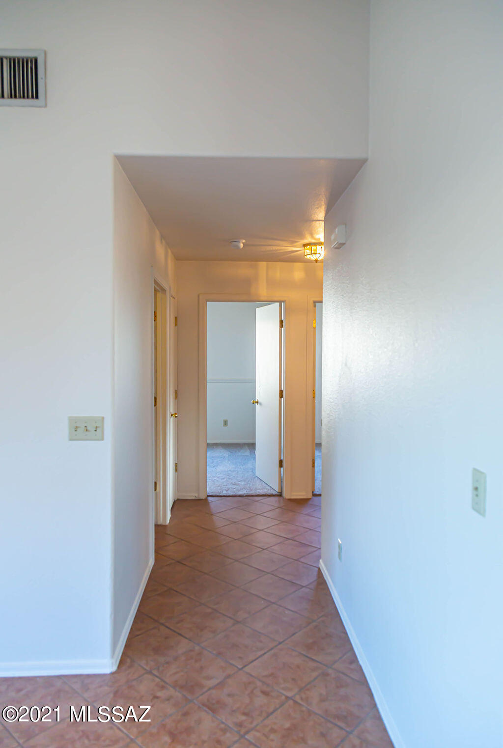 Hacienda Del Oro (1-879) - Residential