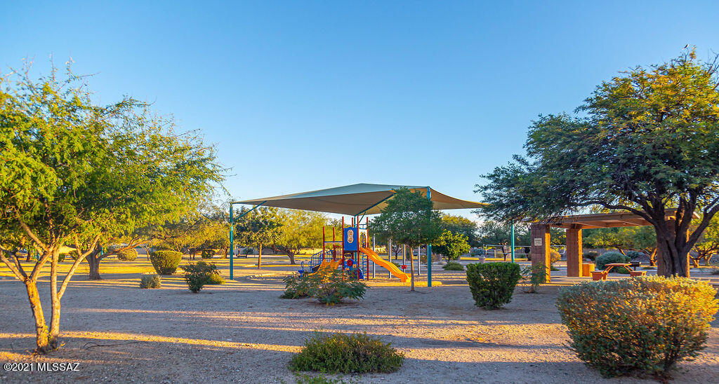 Hacienda Del Oro (1-879) - Residential