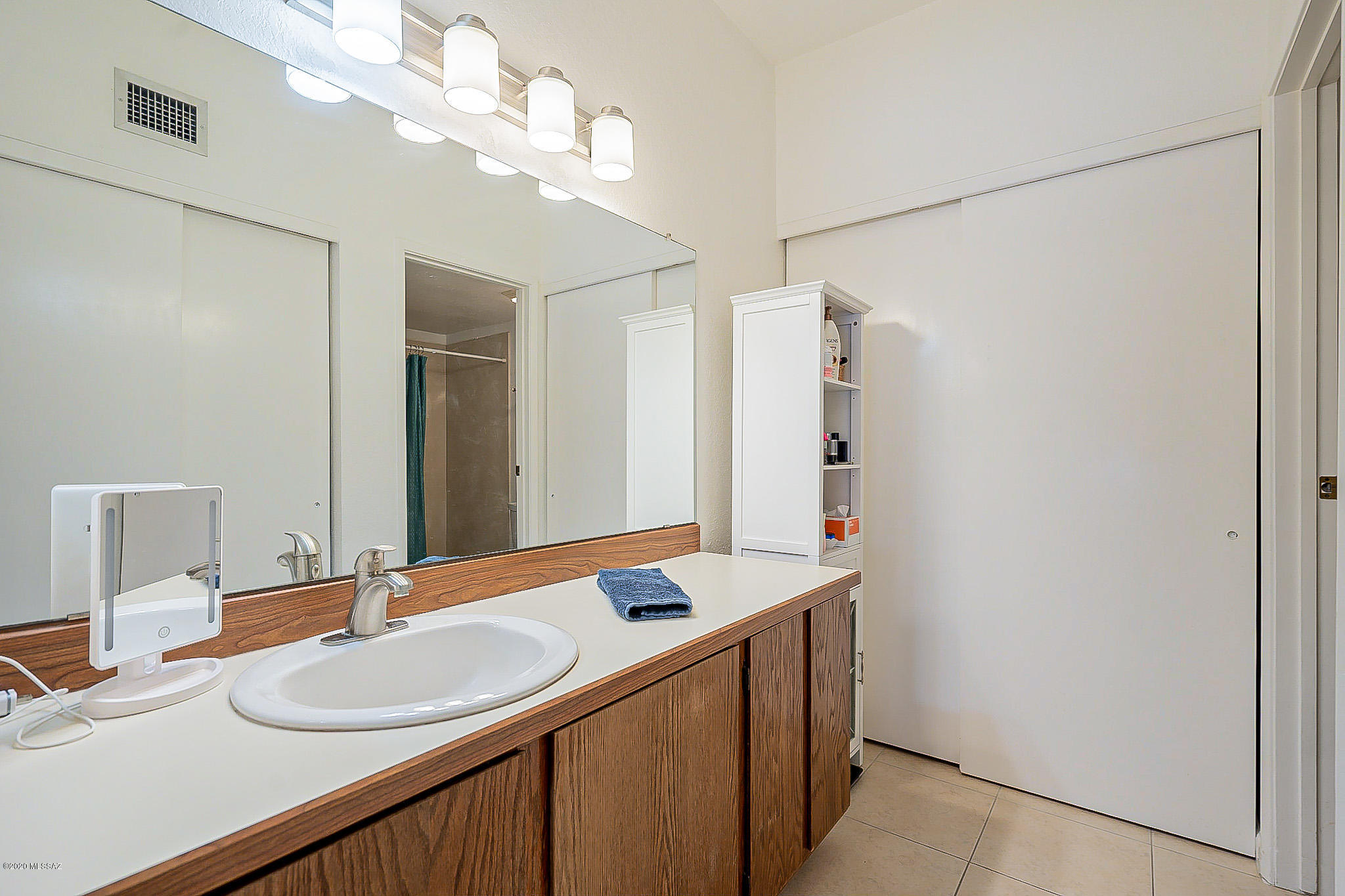 Summertree Condominiums (1-224) - Residential
