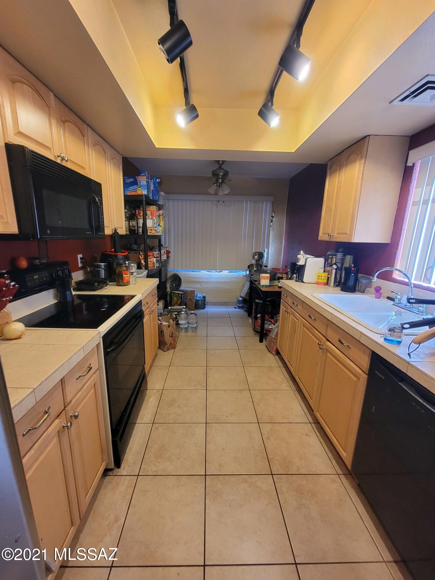 Tucson Prince Townhouses - Residential