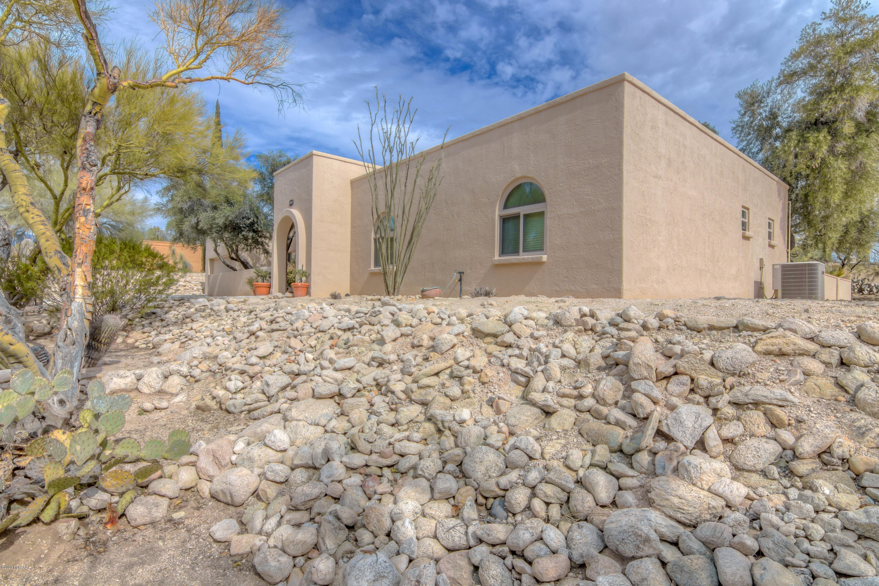 Sabino Vista Knolls (61-135) - Residential