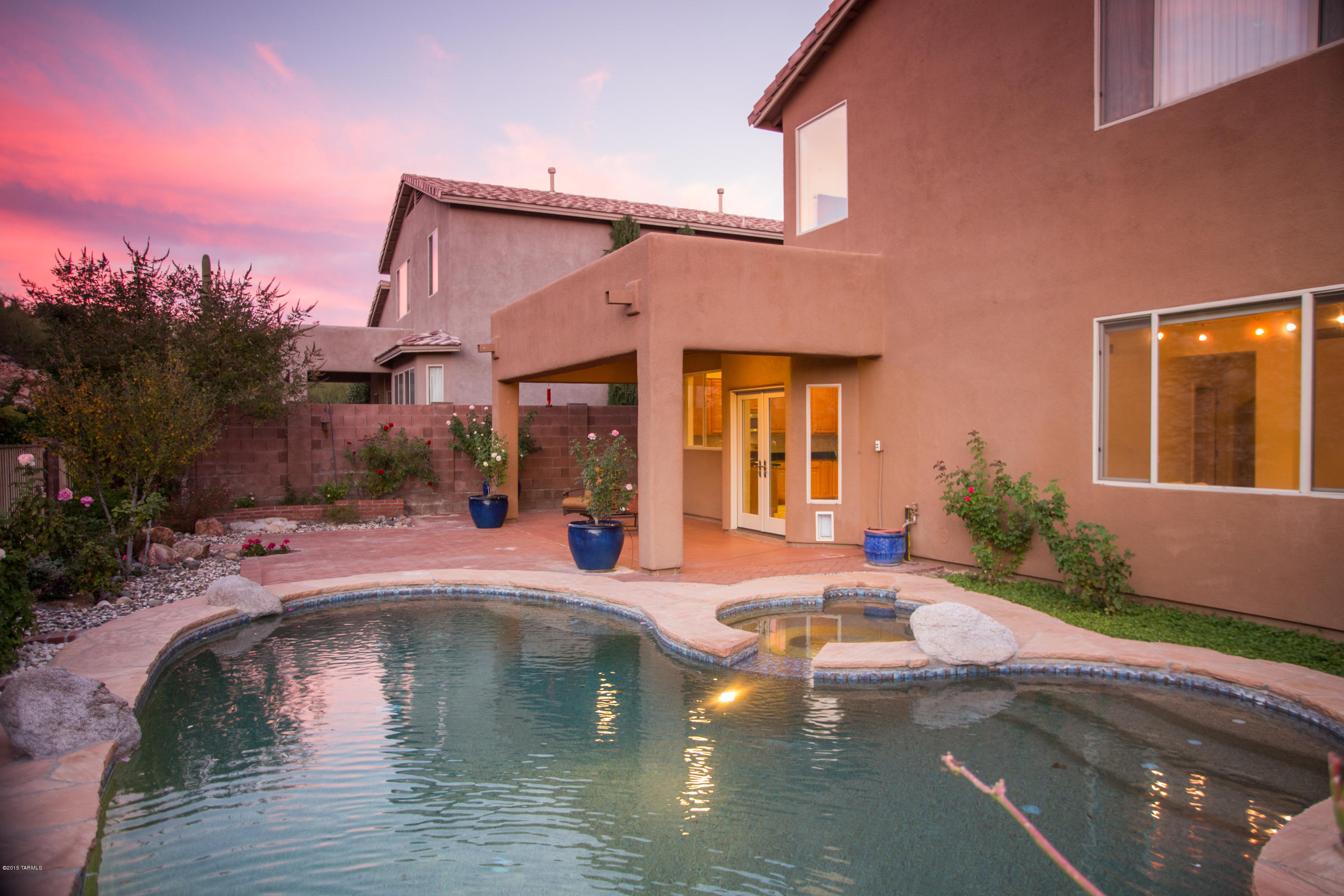 Sabino Mountain (1-290) - Residential