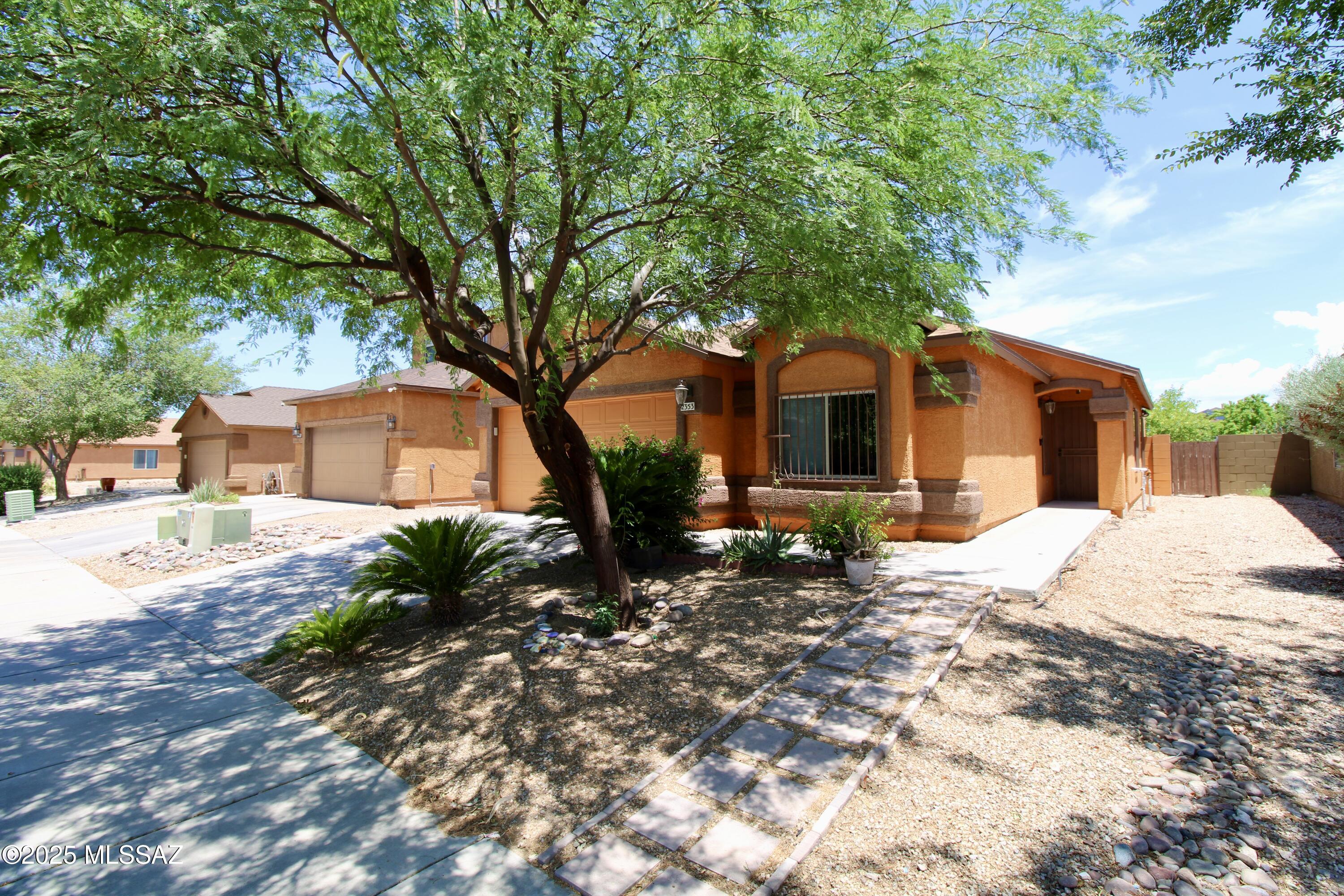 Tres Pueblos - Residential Lease