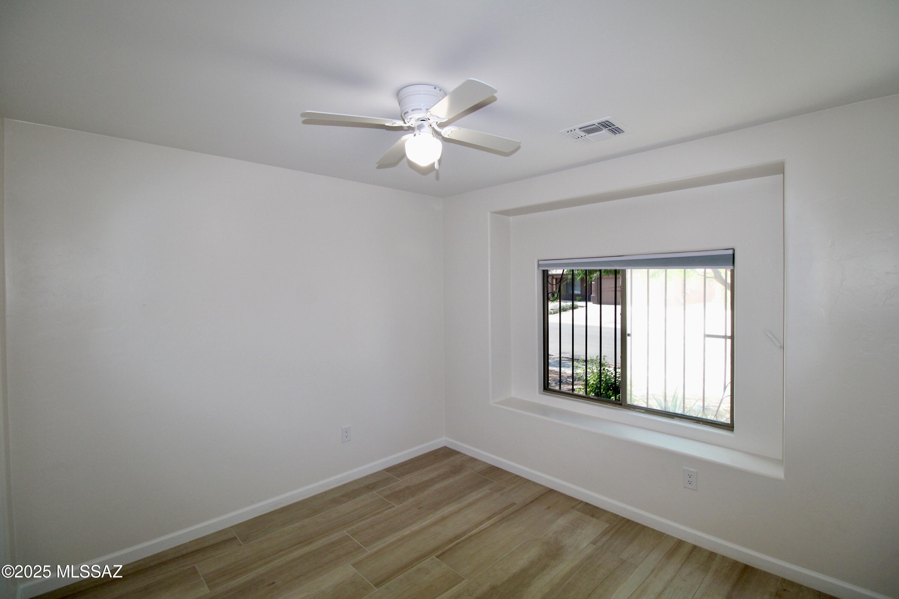 Tres Pueblos - Residential Lease