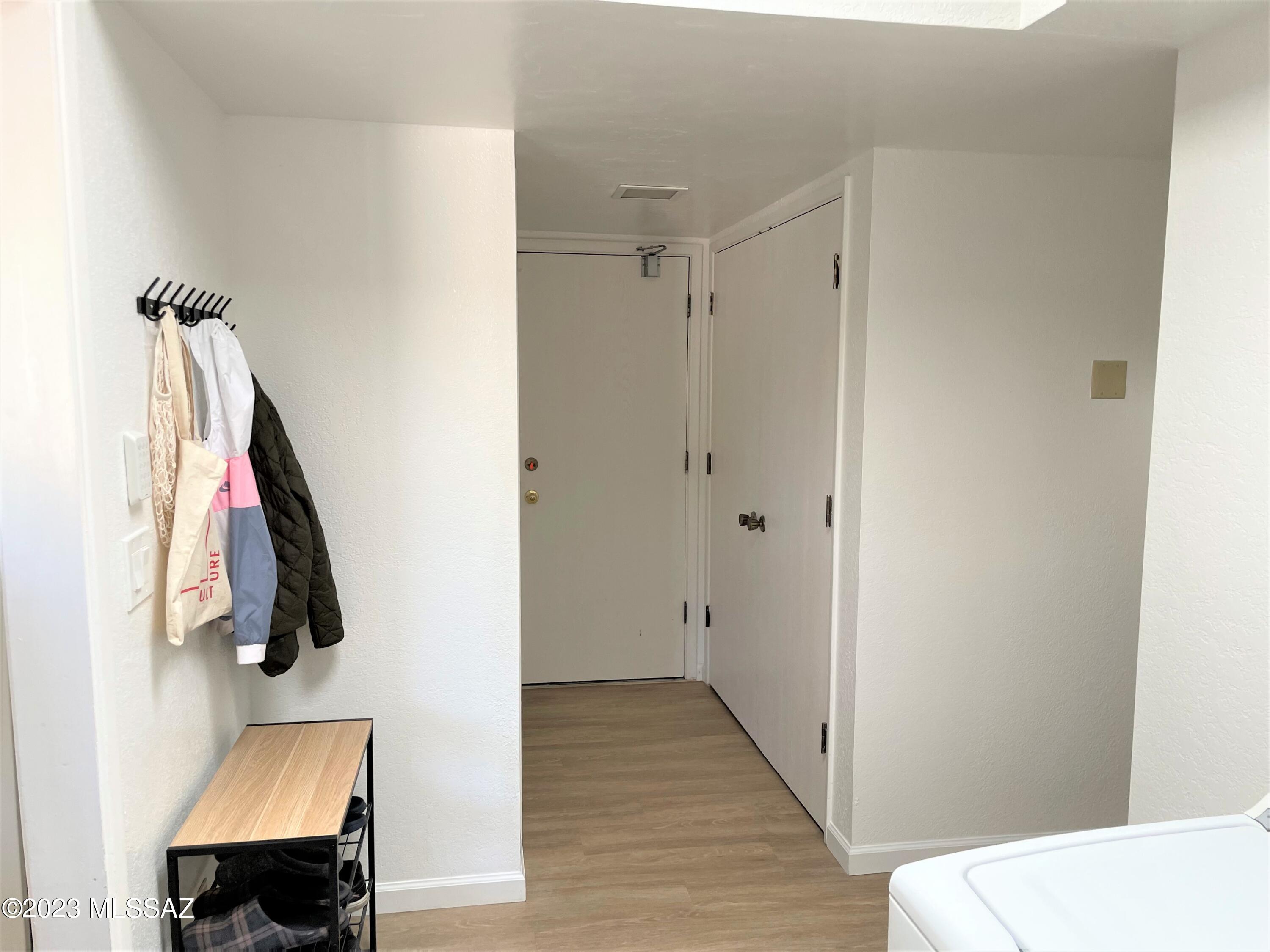 Sabino Vista NO. 3 (1-28) - Residential Lease