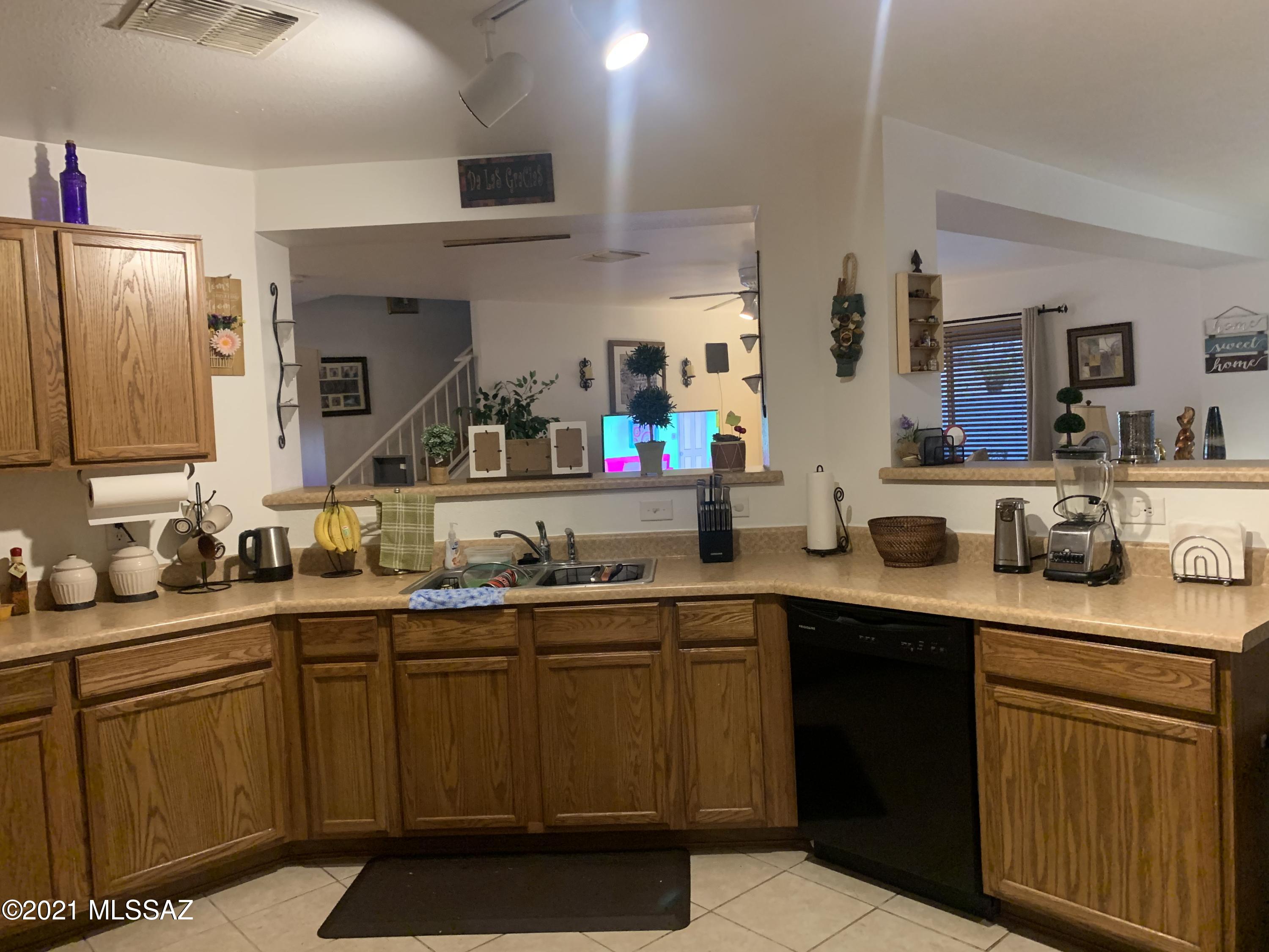 Tierra Vista Phase I (99-285,299-309,372-383) - Residential