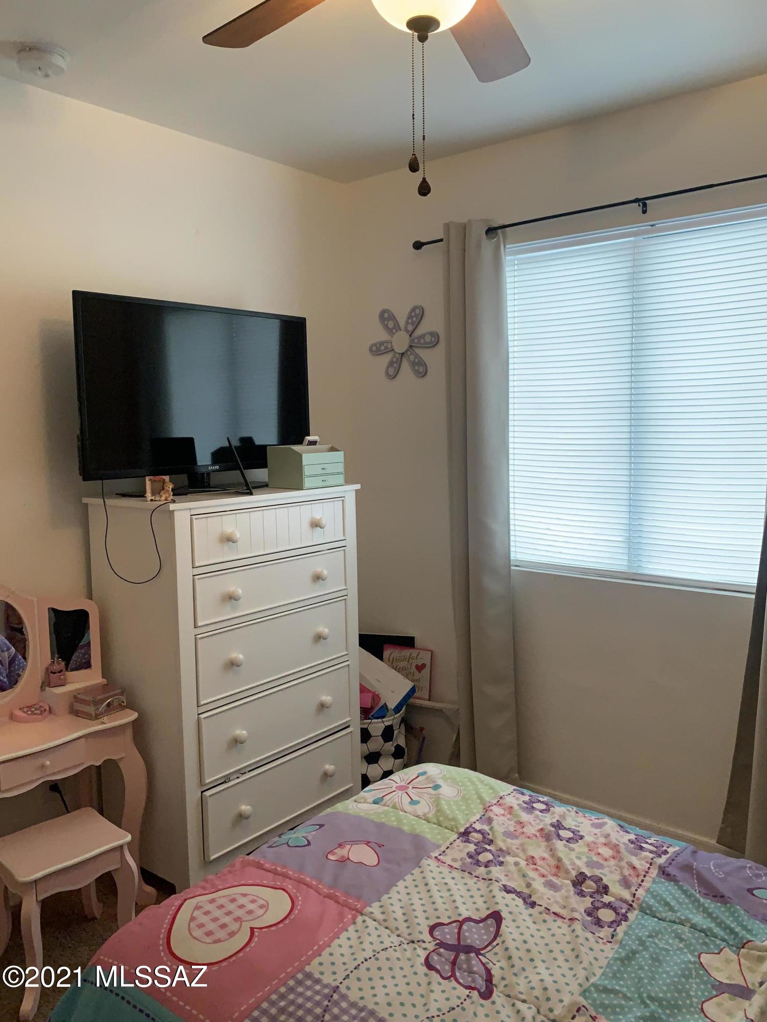 Tierra Vista Phase I (99-285,299-309,372-383) - Residential