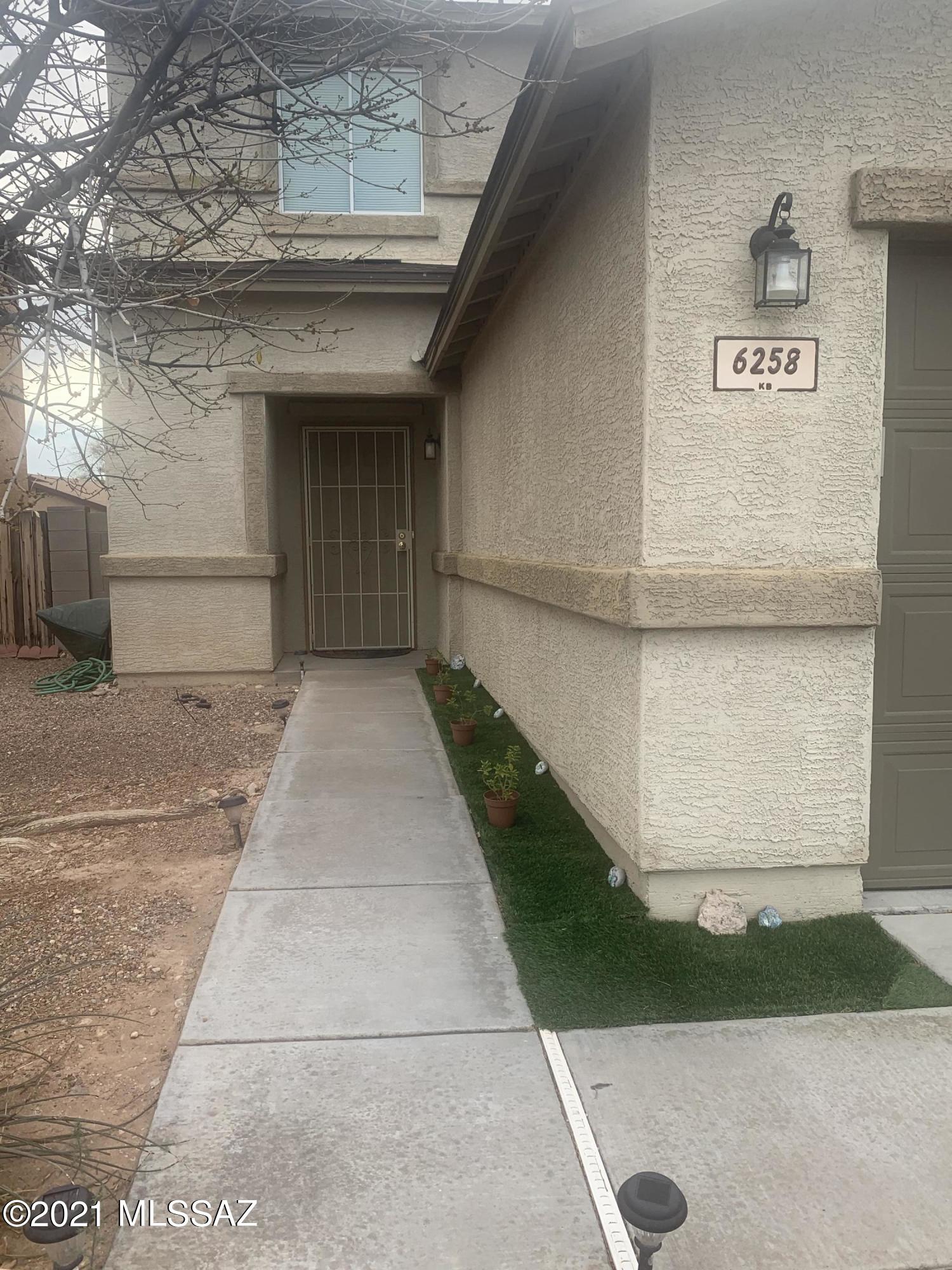 Tierra Vista Phase I (99-285,299-309,372-383) - Residential