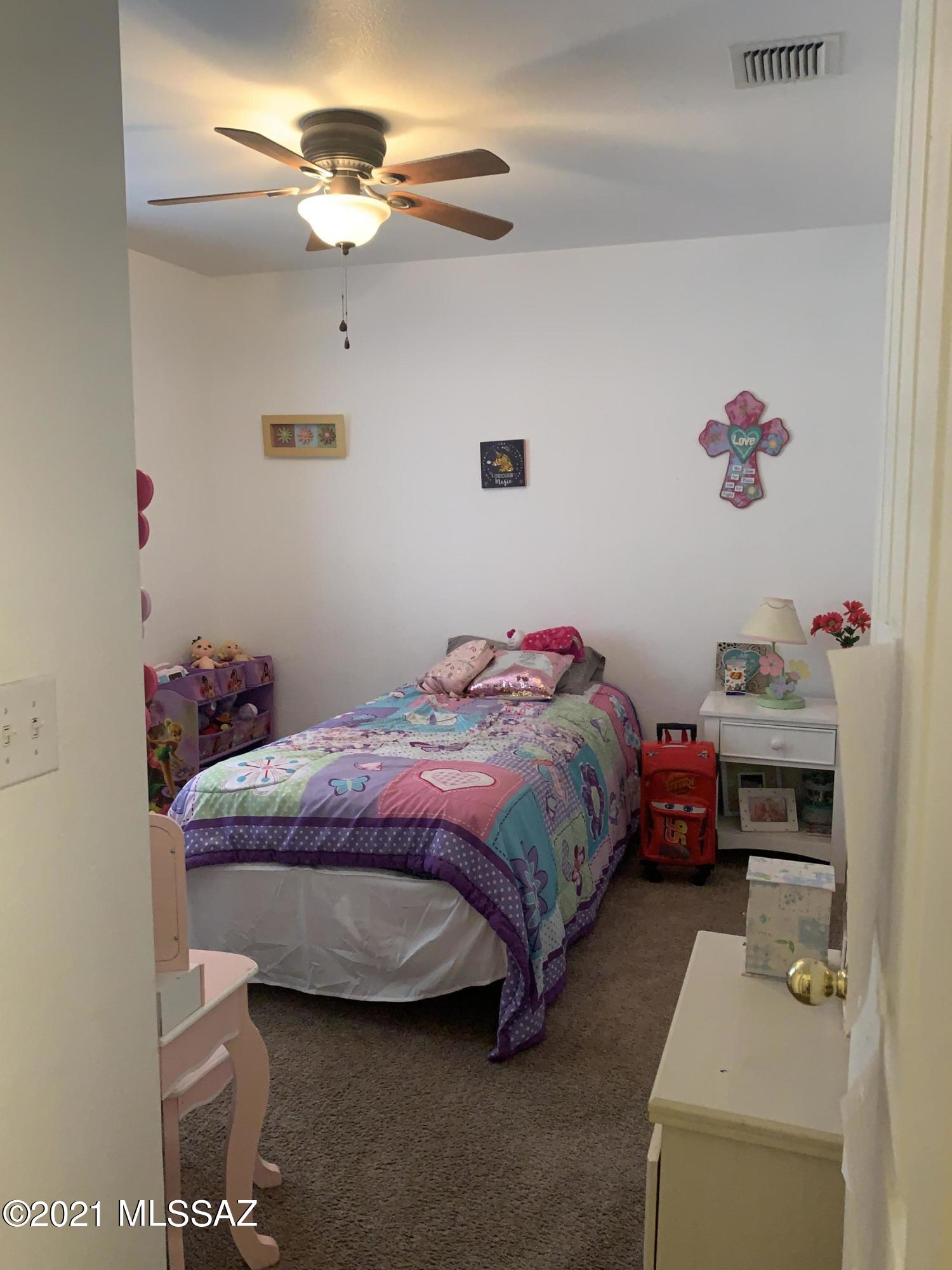 Tierra Vista Phase I (99-285,299-309,372-383) - Residential