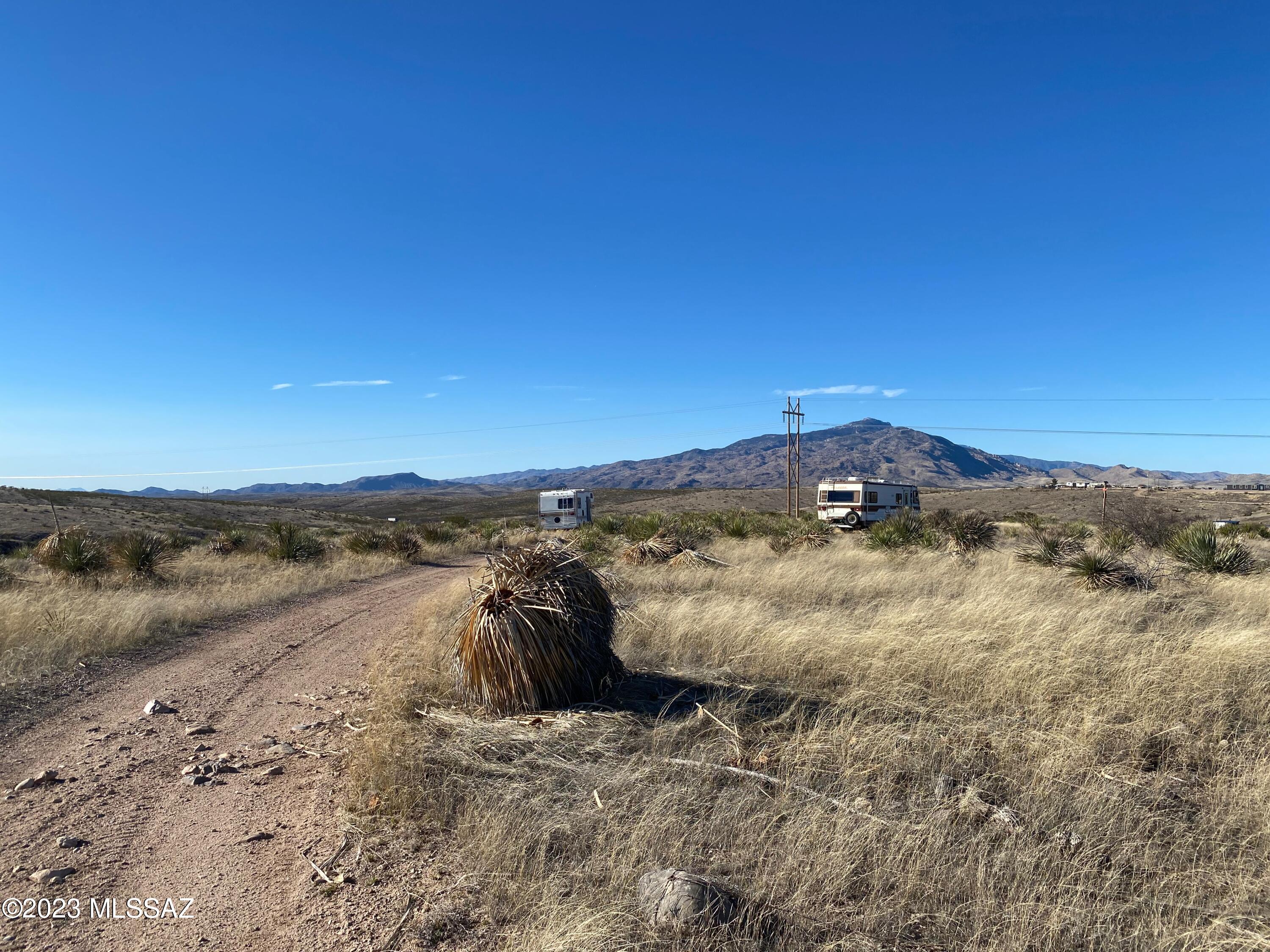 Your hillside dream lot in the J-6 Area. 360 view and close to freeway access. Exit 296. & 7 acre parcel can be combined if desired. Must see!!!