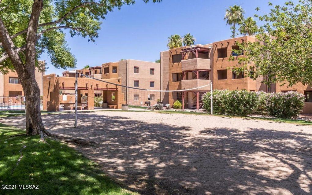 Casa Club Condominium - Residential