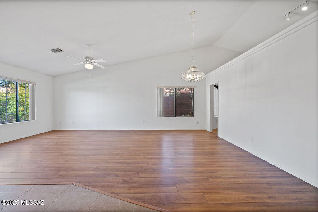 Brentwood Estates (1-25) - Residential