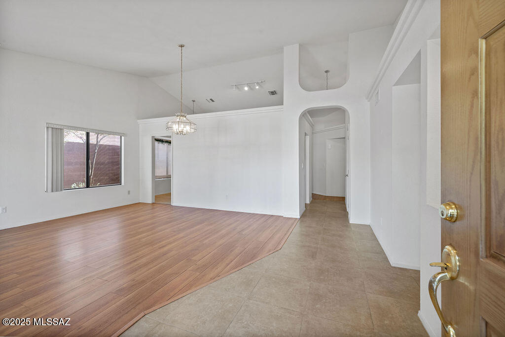 Brentwood Estates (1-25) - Residential