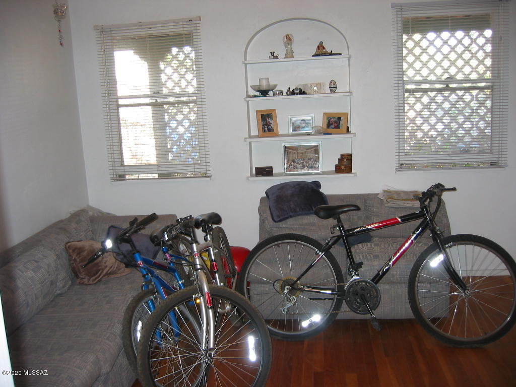 Altadina Heights - Residential Income