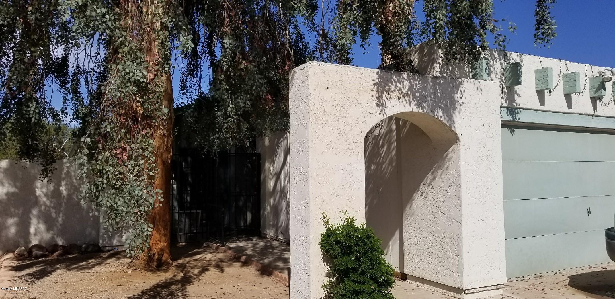 Great opportunity for this Estate Sale. This East side home has a lot to offer with just a little TLC.