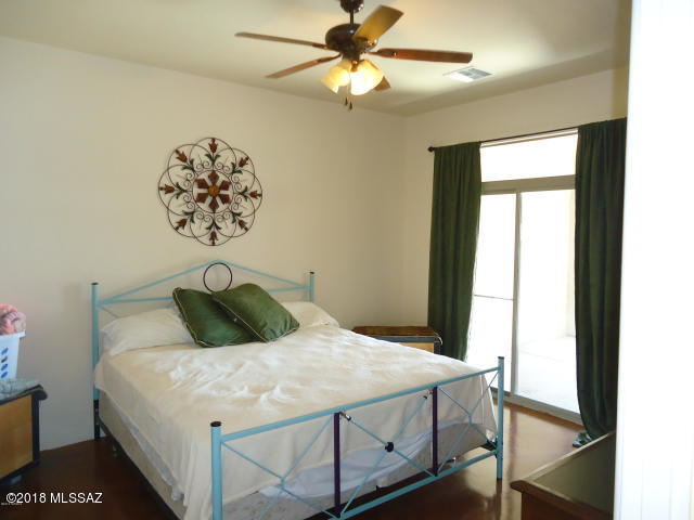 Kinney Village (1-112) - Residential