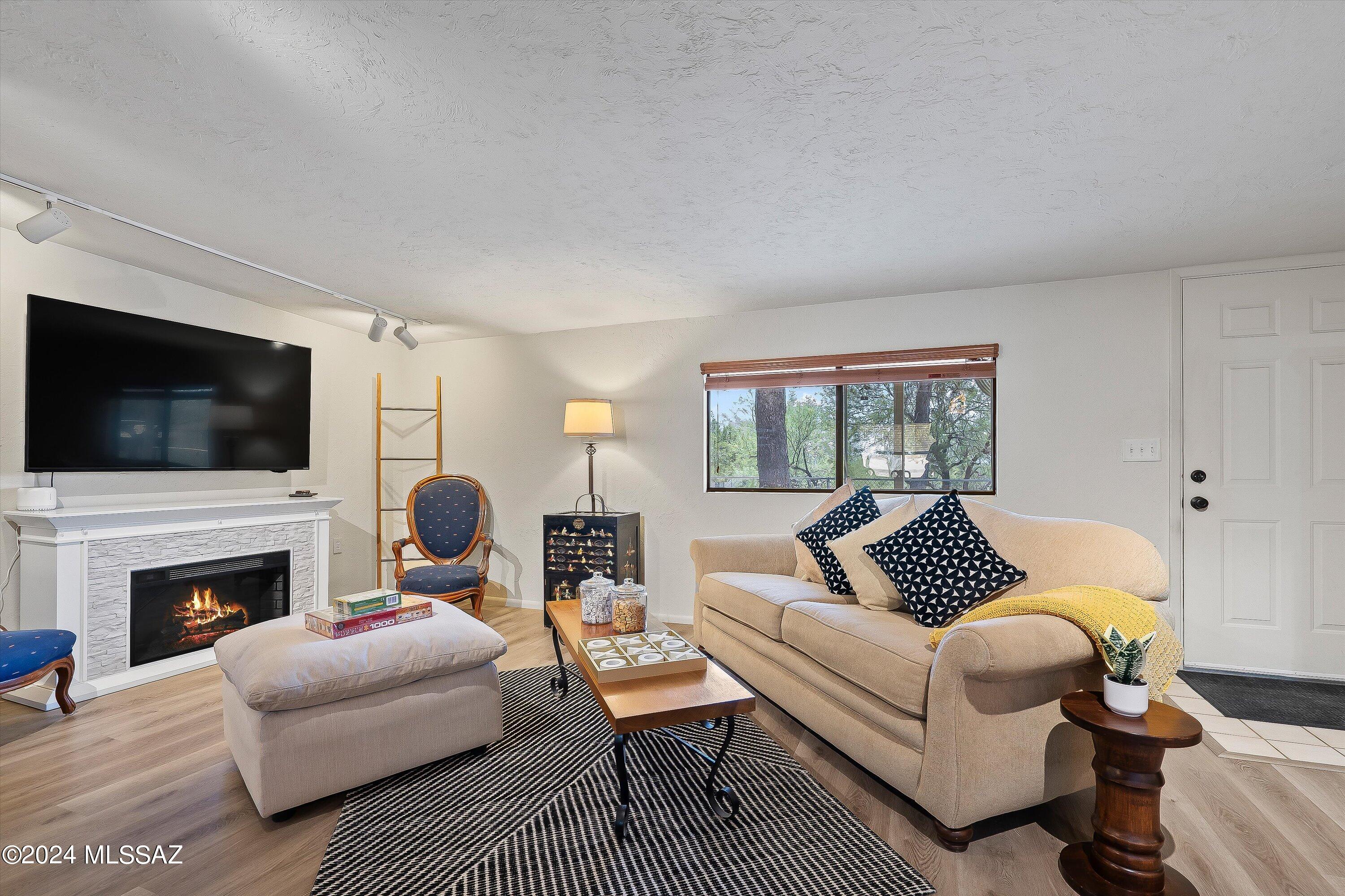 Rancho Catalina(1-106) - Residential