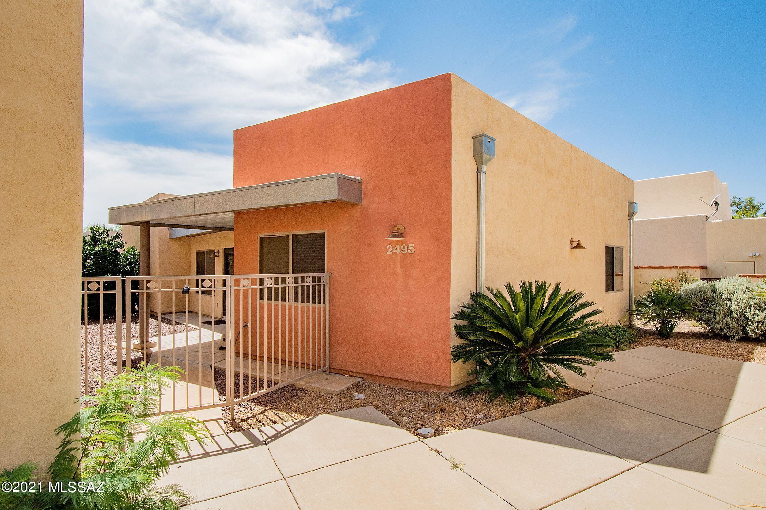 Beautiful contemporary home in desirable subdivision located on the West side of Tucson. Corner lot, open floor plan, private low care yard and covered patio. 2 bedroom, 2 bathrooms. Plenty of storage space, extended 2 car garage. Close to the U of A, Pima Community College, shopping and freeway access.
