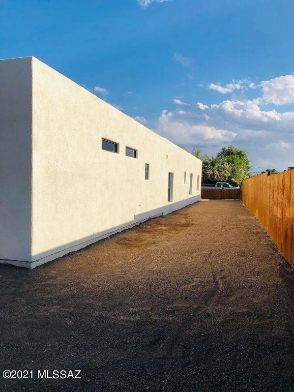 Riverside Park - Residential