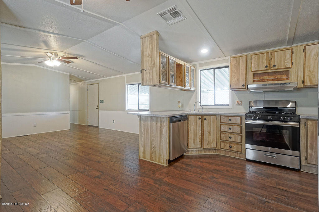 Mescal Lakes - Residential