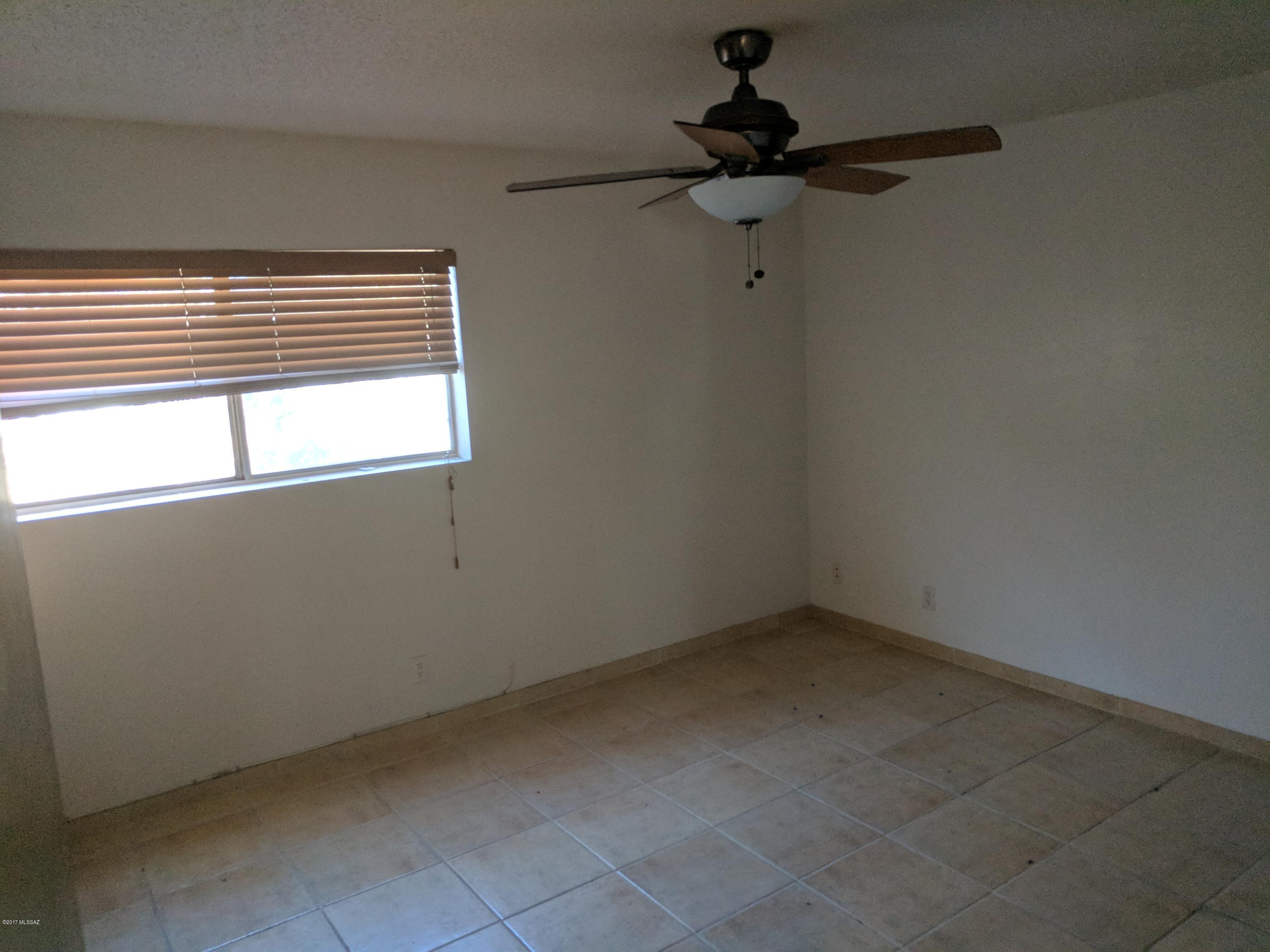 Fort Lowell Estates - Residential Lease