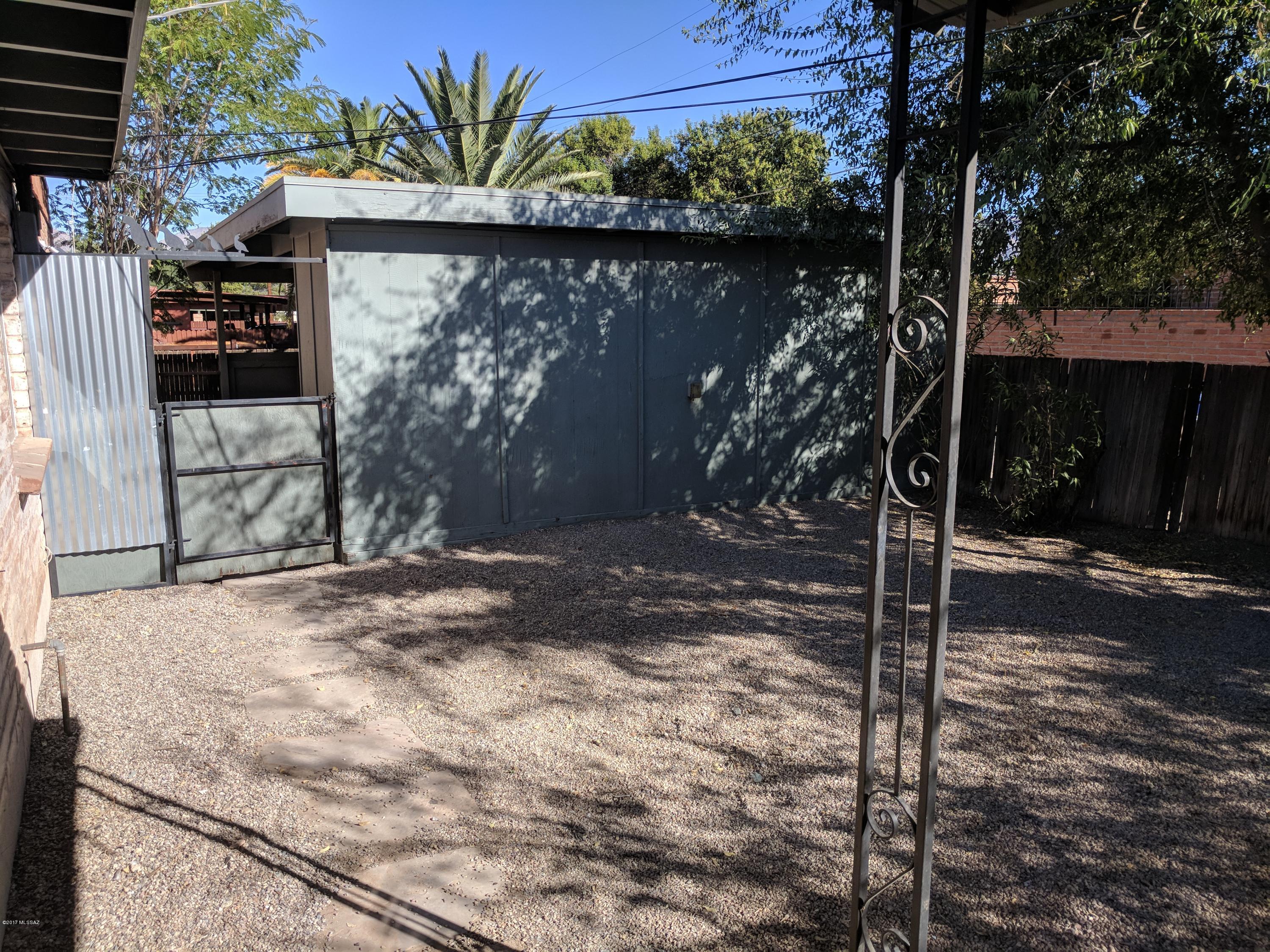 Fort Lowell Estates - Residential Lease