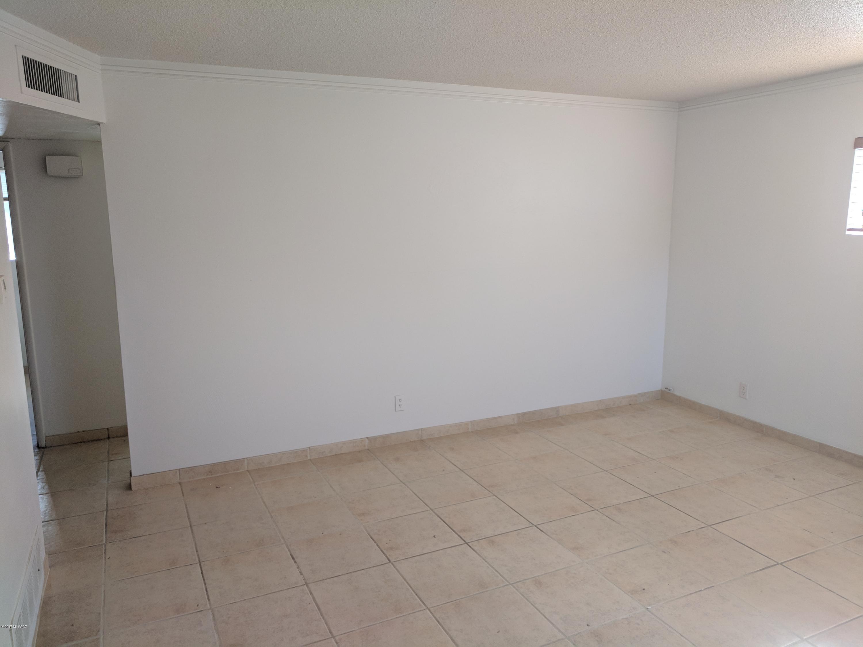 Fort Lowell Estates - Residential Lease