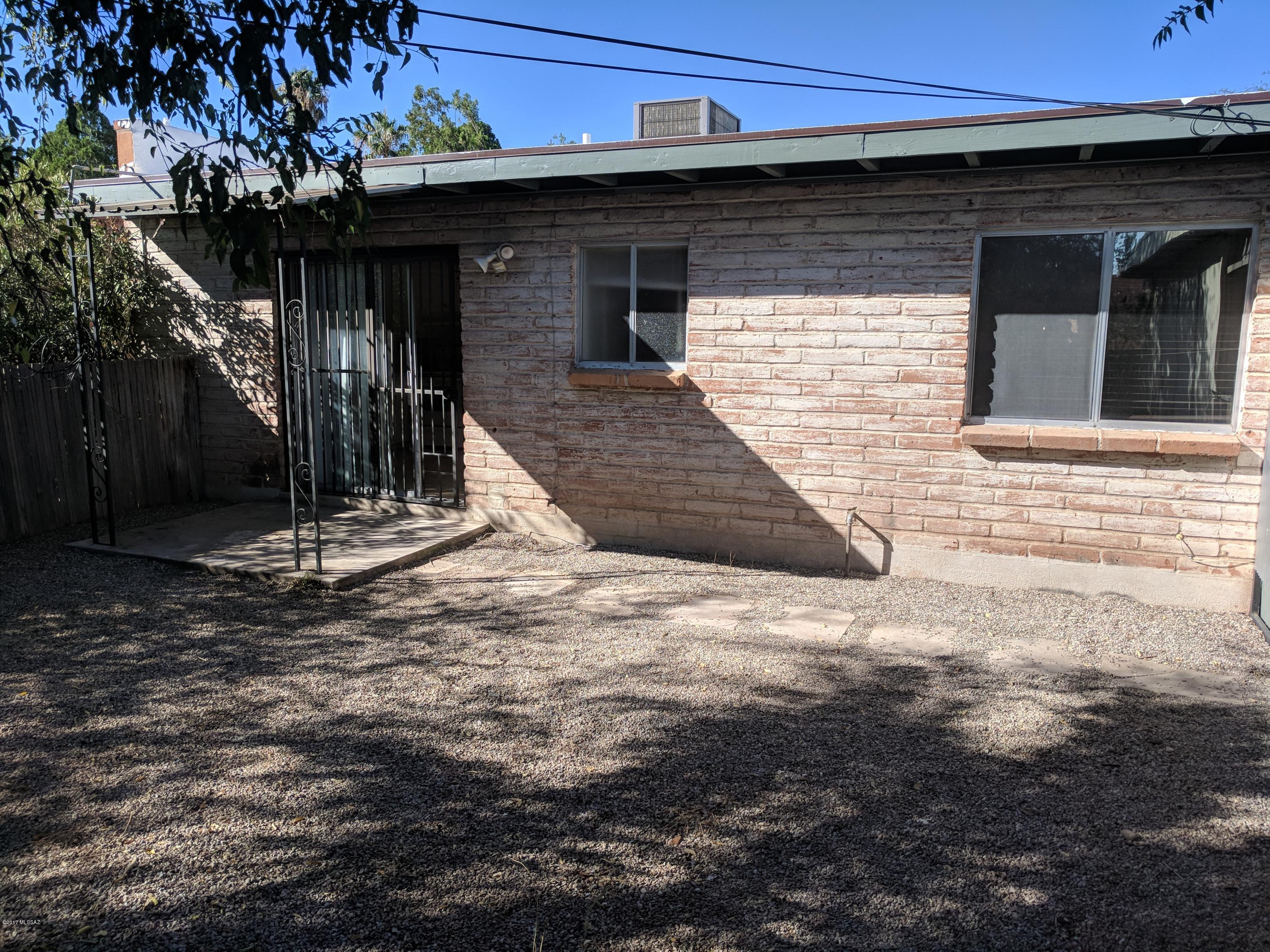 Fort Lowell Estates - Residential Lease