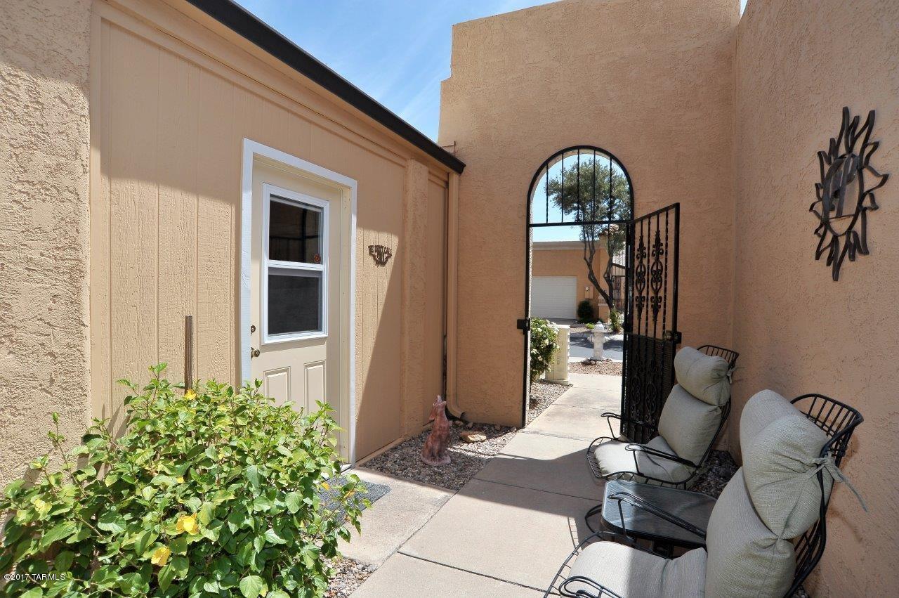 Miramonte Townhomes (1-67) - Residential