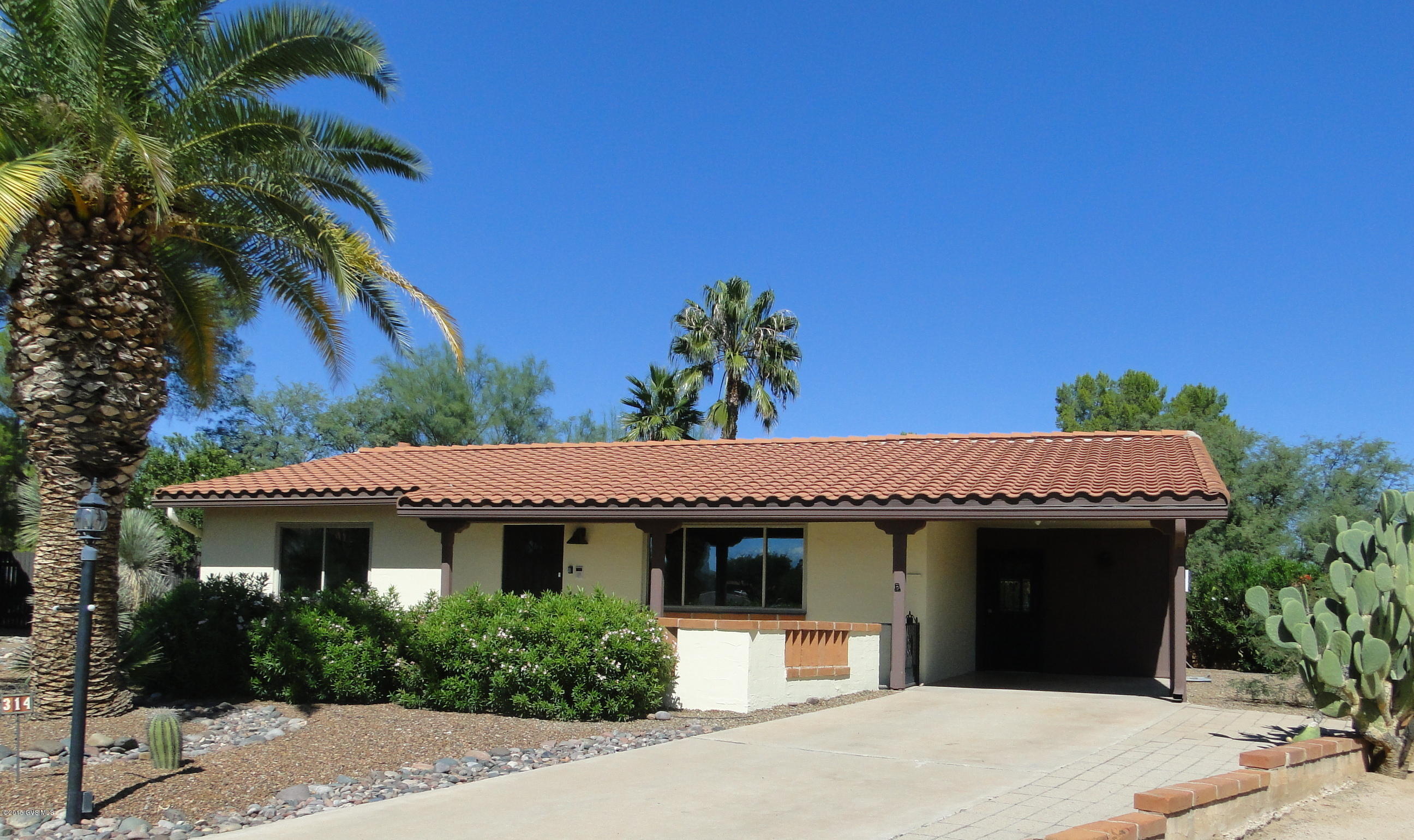 Yes! This is the one! Beautiful remodeled home. Just move right in. Kitchen has all new appliances, new cabinets with under lighting, tile floors and granite counter tops. Both bathrooms have new vanities, new bath and shower surrounds, just gorgeous! Large AZ room. Newer windows. Painted inside and out.This is a one of a kind home. A must see!