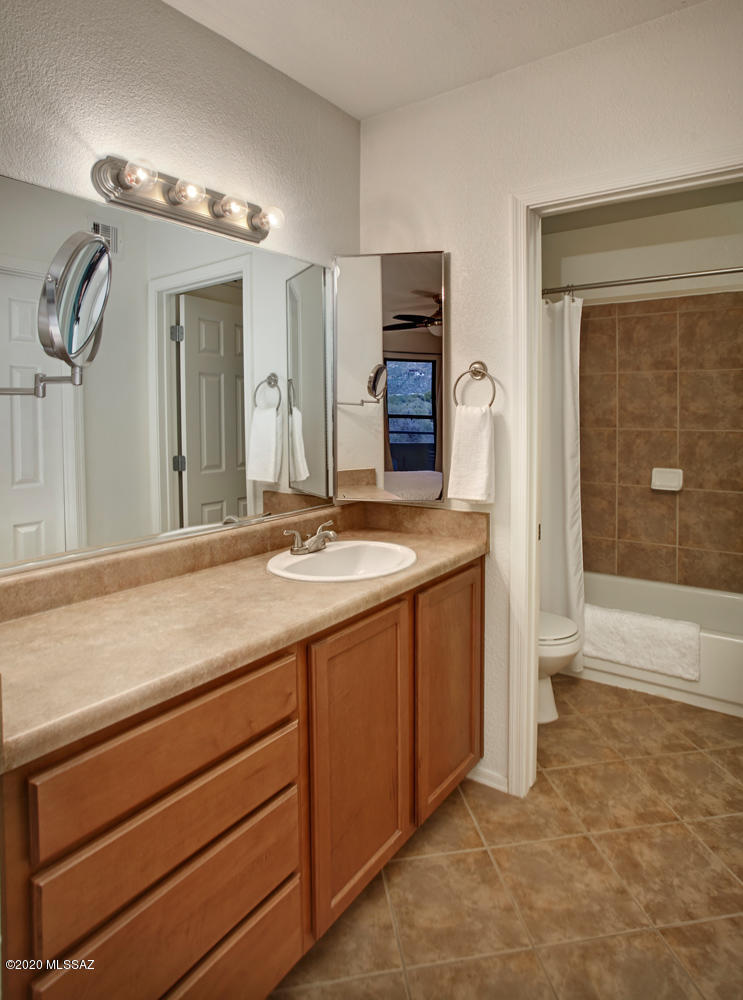 Greens at Ventana Canyon - Residential