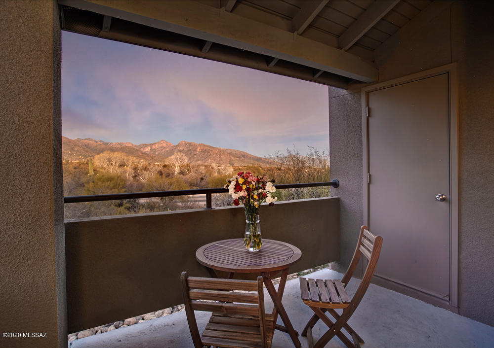 Greens at Ventana Canyon - Residential