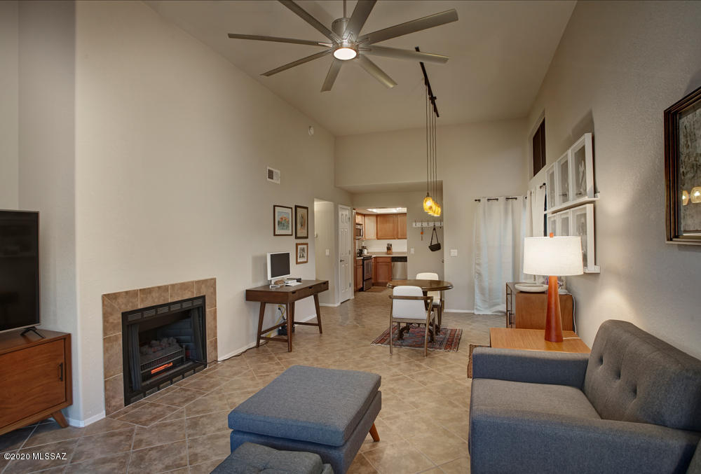 Greens at Ventana Canyon - Residential