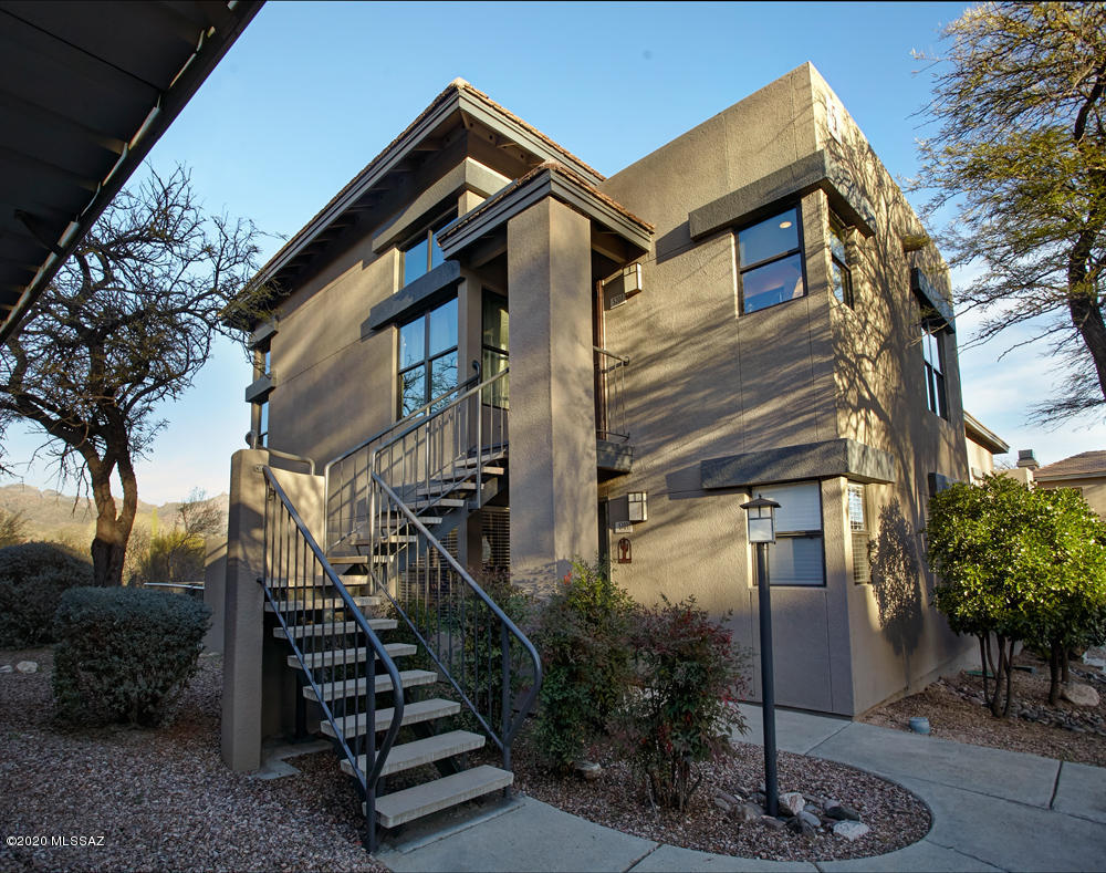 Greens at Ventana Canyon - Residential
