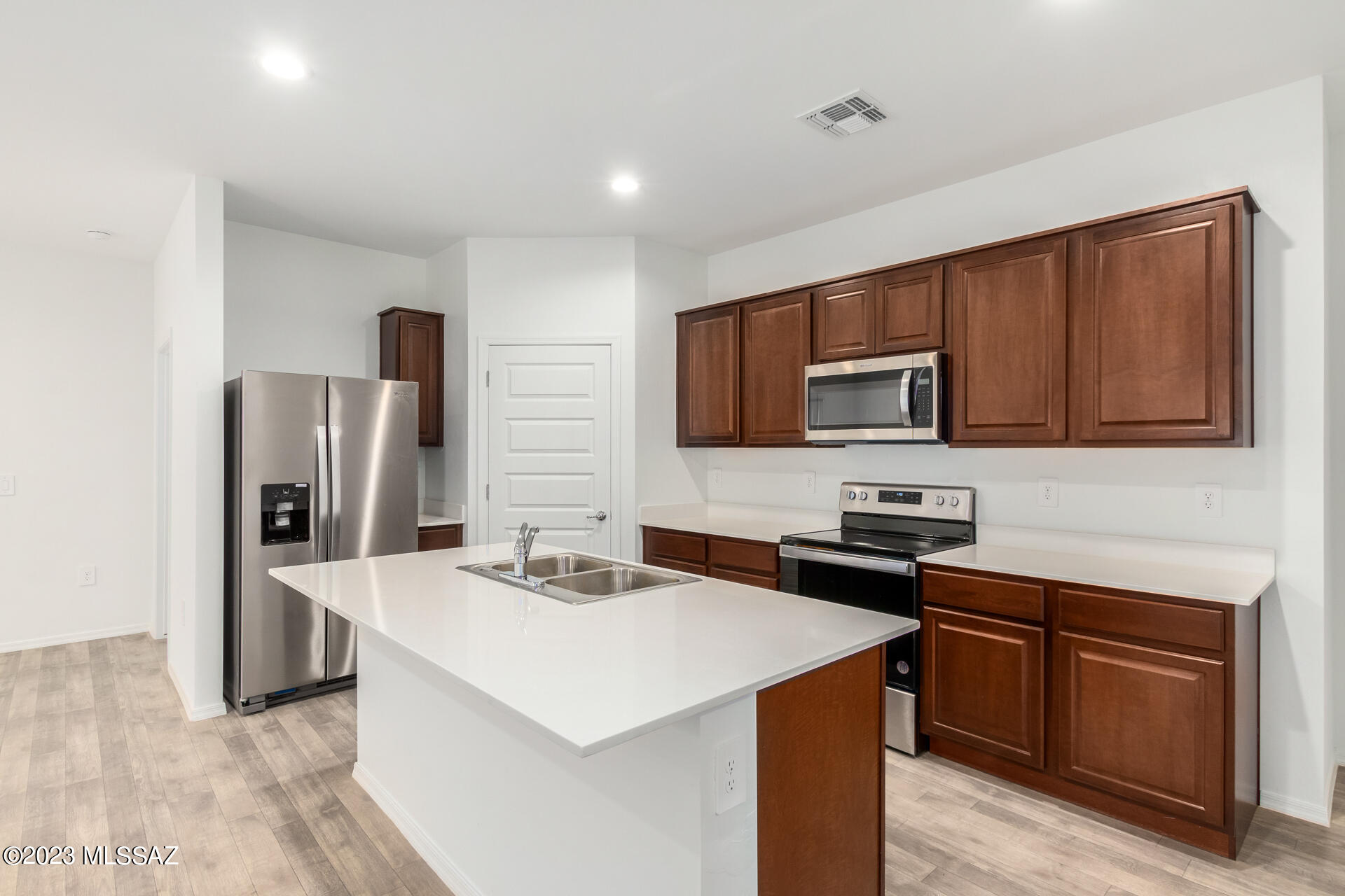 Roadrunner - Residential
