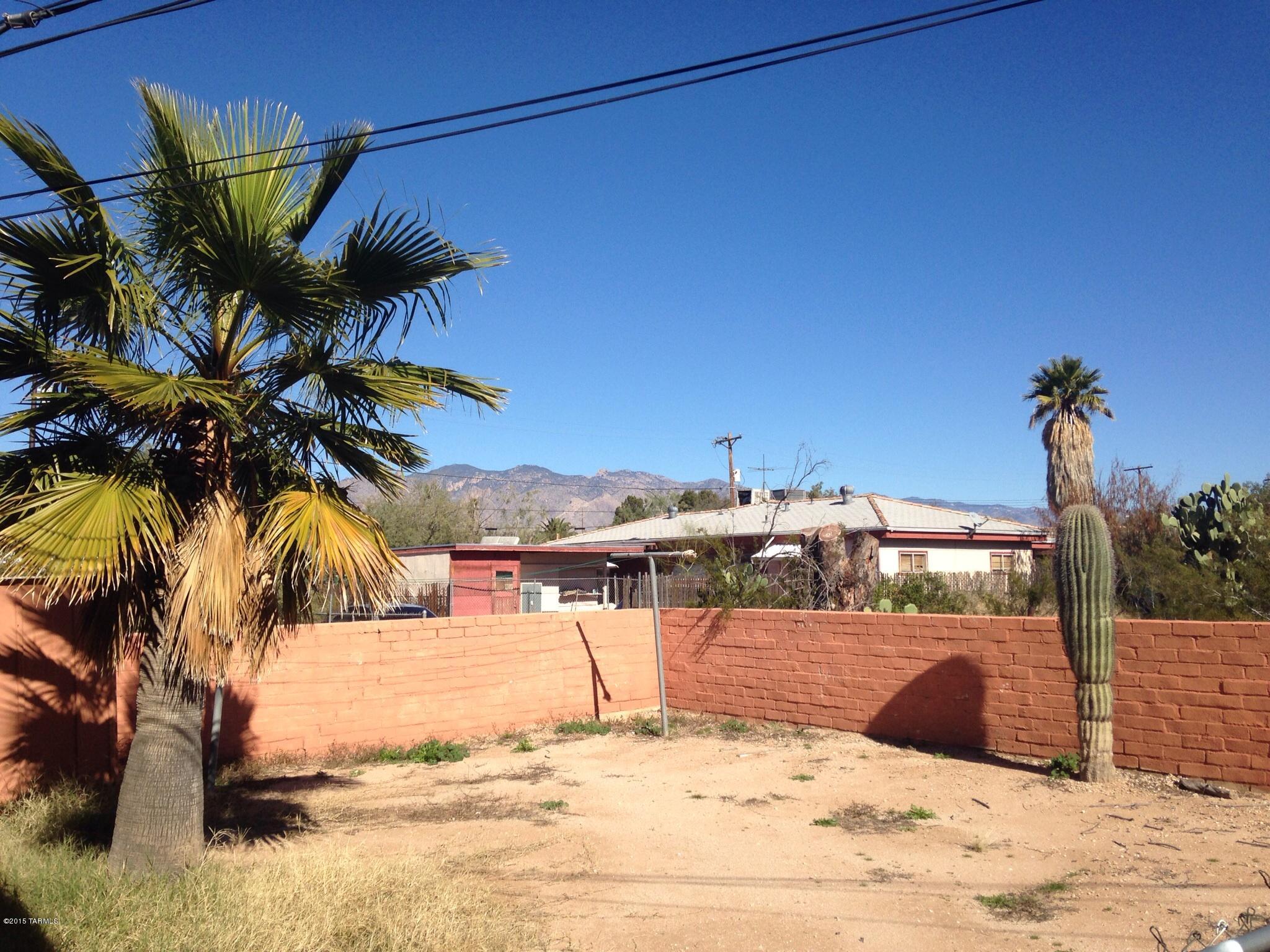 Catalina Poultry Acres NO 3 - Residential Lease