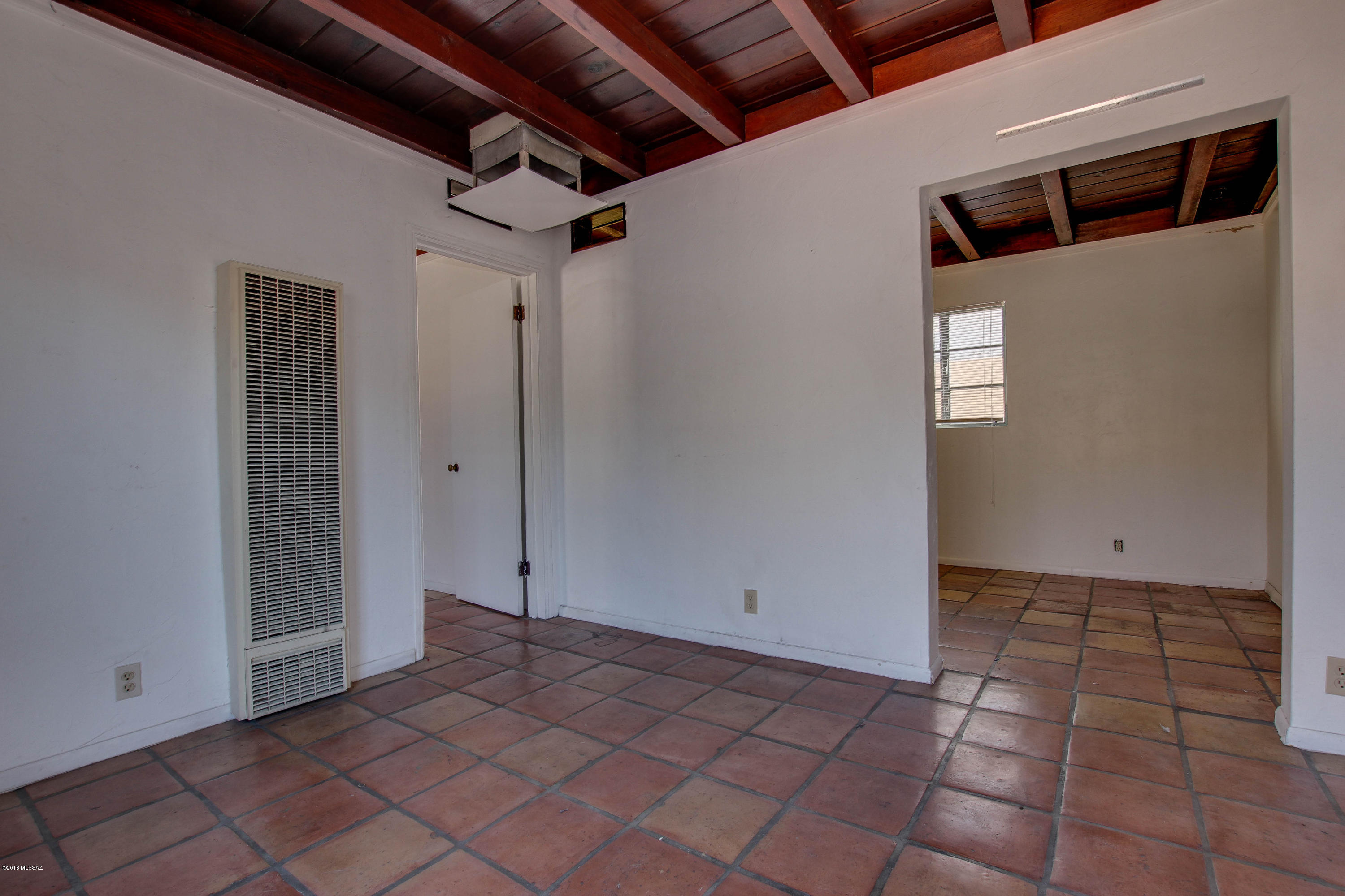 Lincoln Park - Residential Income