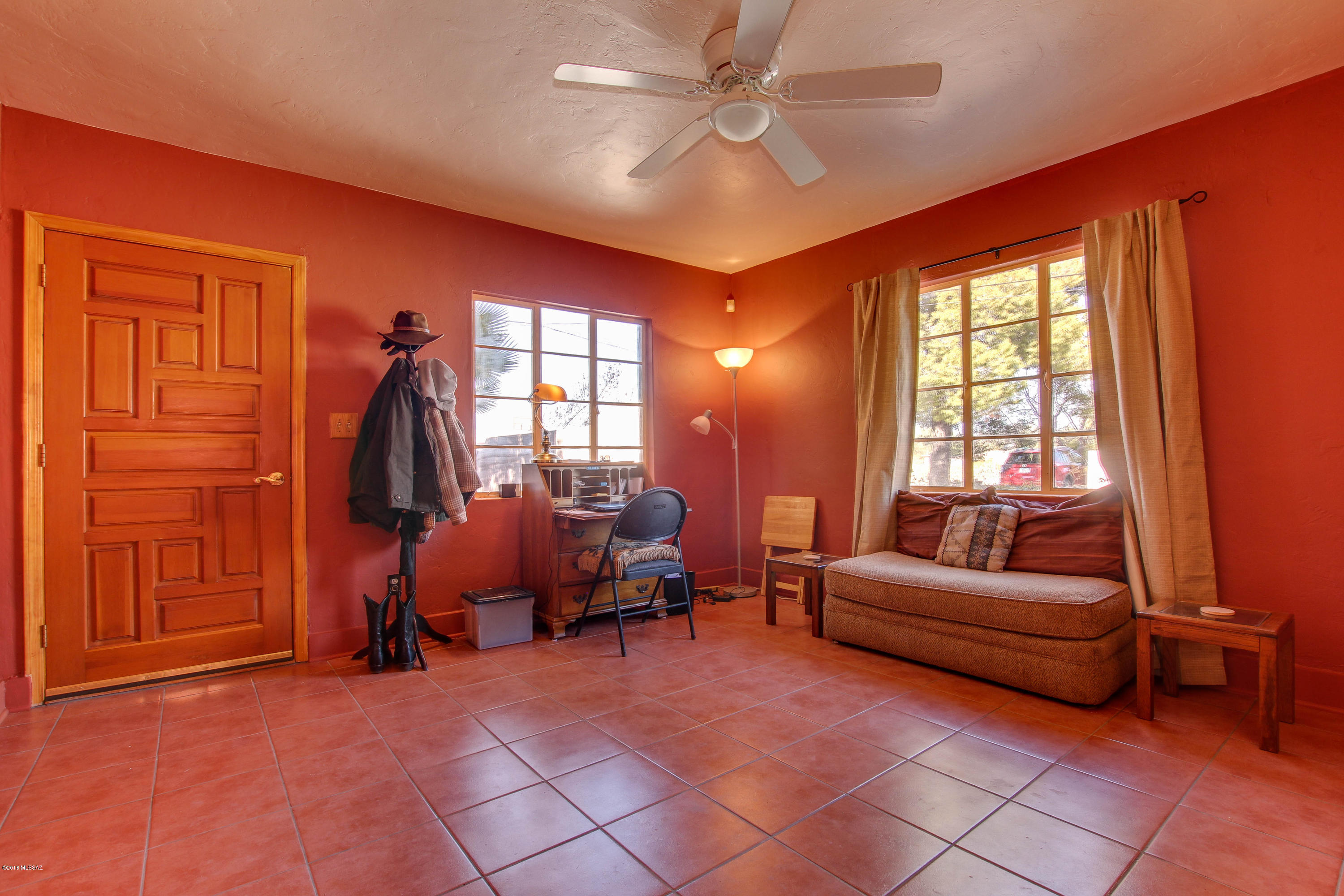 Lincoln Park - Residential Income