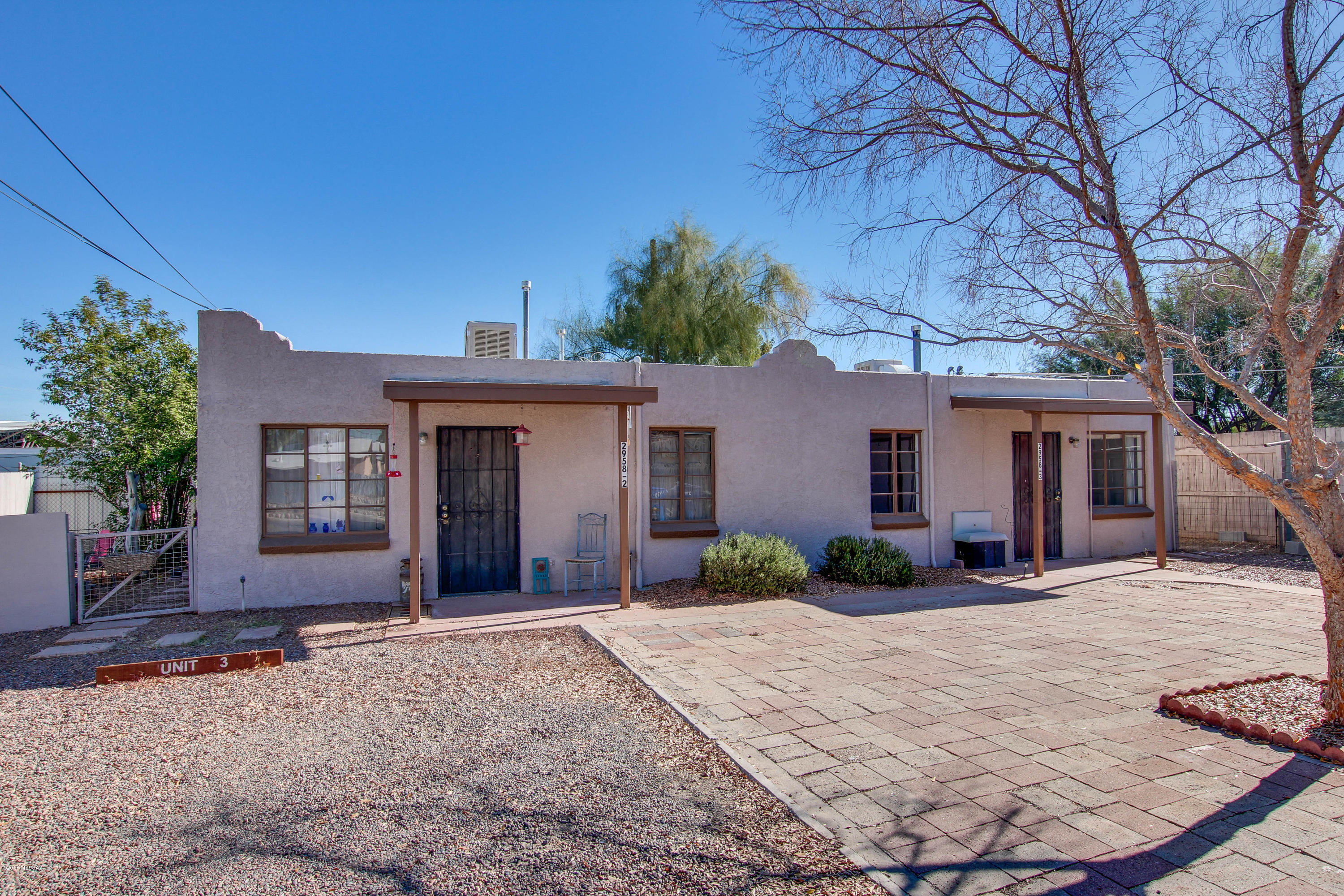 Lincoln Park - Residential Income