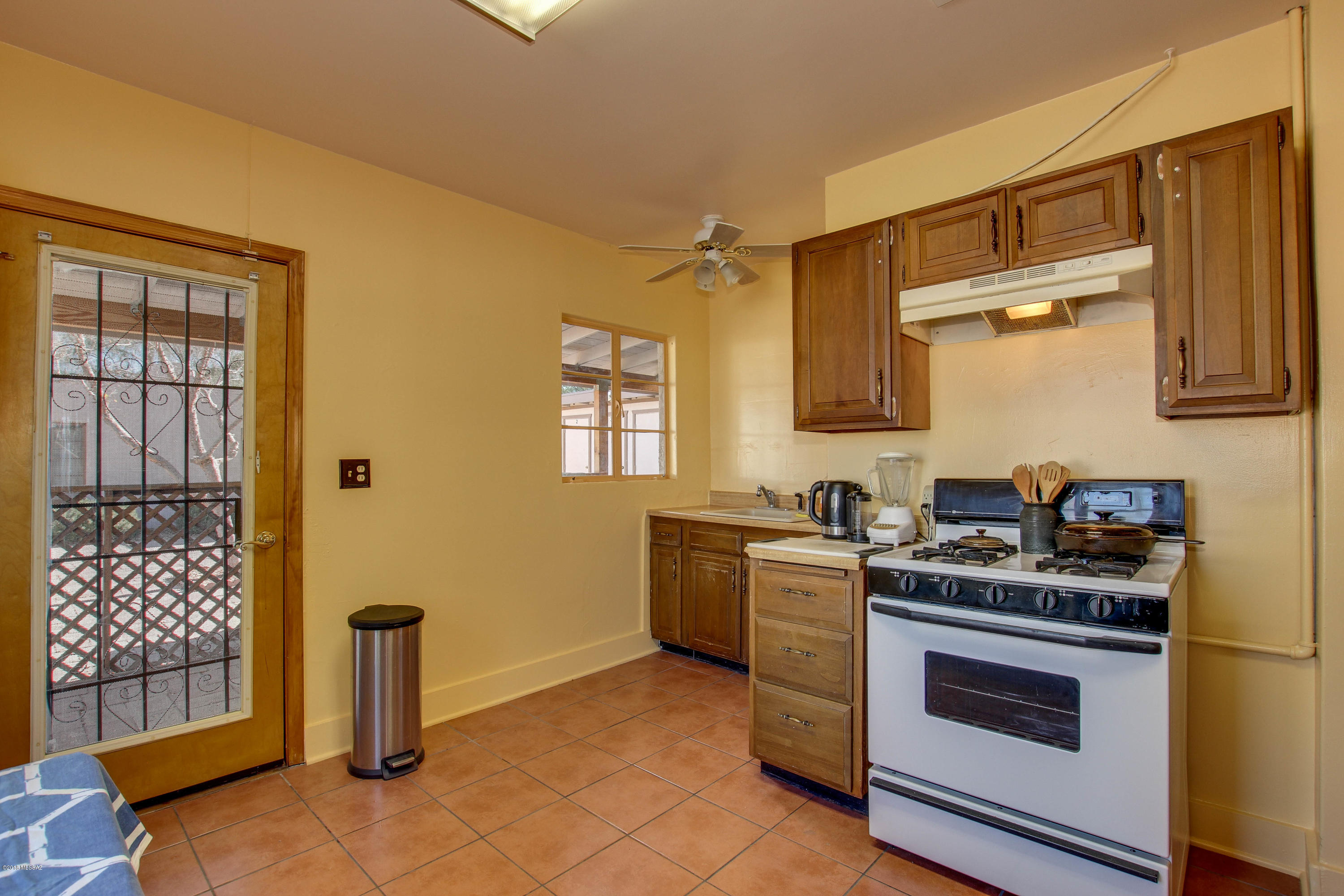 Lincoln Park - Residential Income