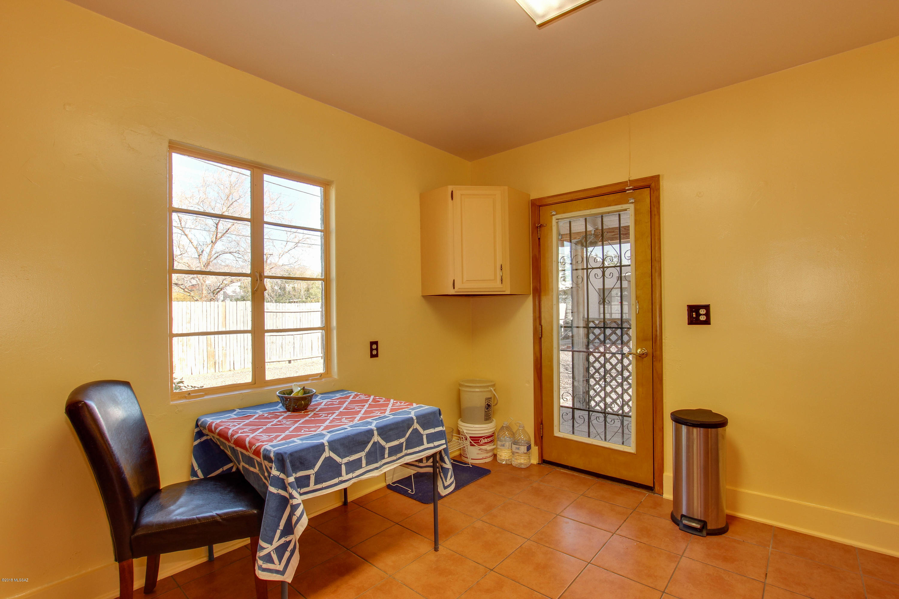 Lincoln Park - Residential Income