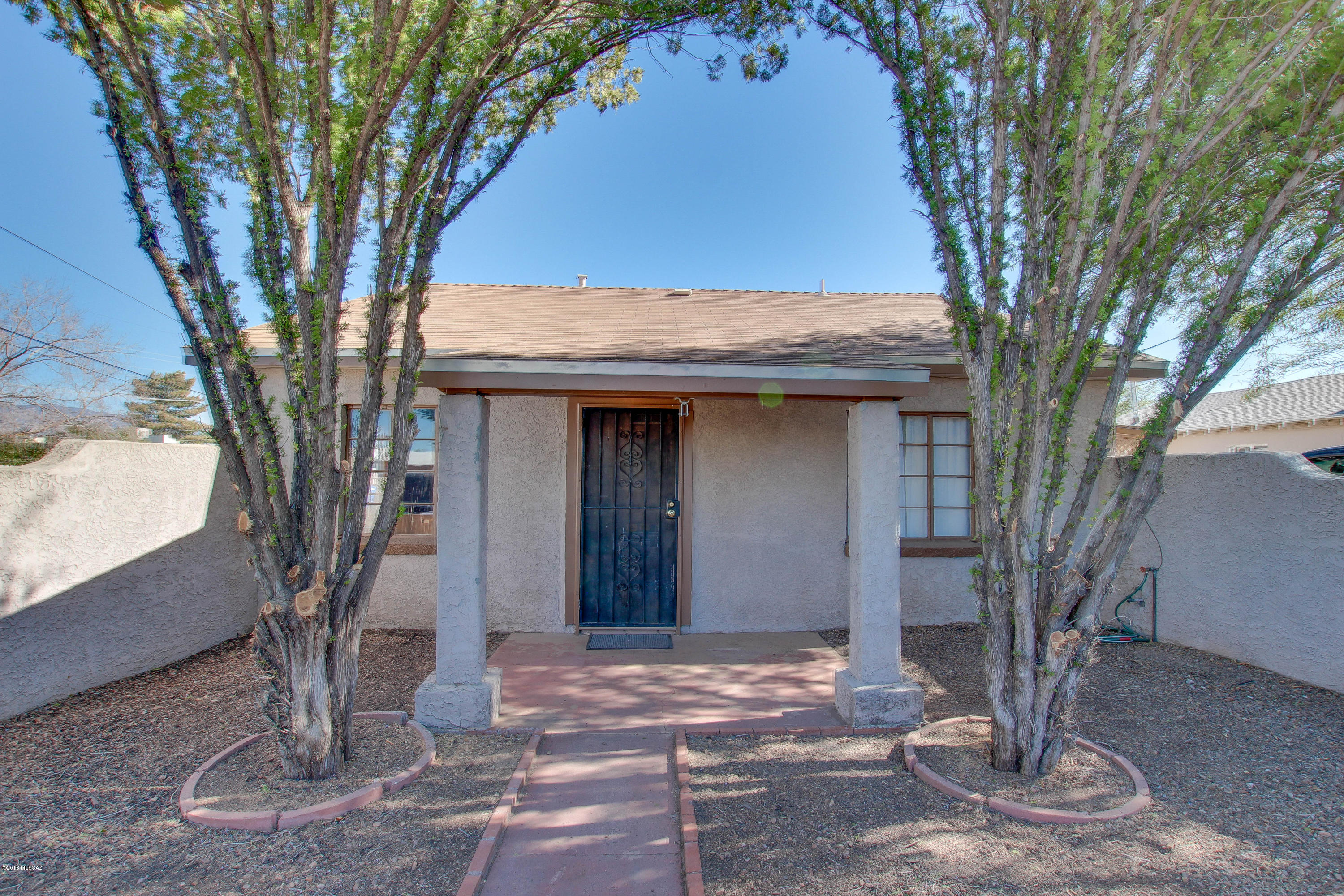 Lincoln Park - Residential Income